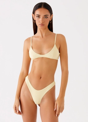 Jacklyn Bikini Top - Yellow Coastal Vacation