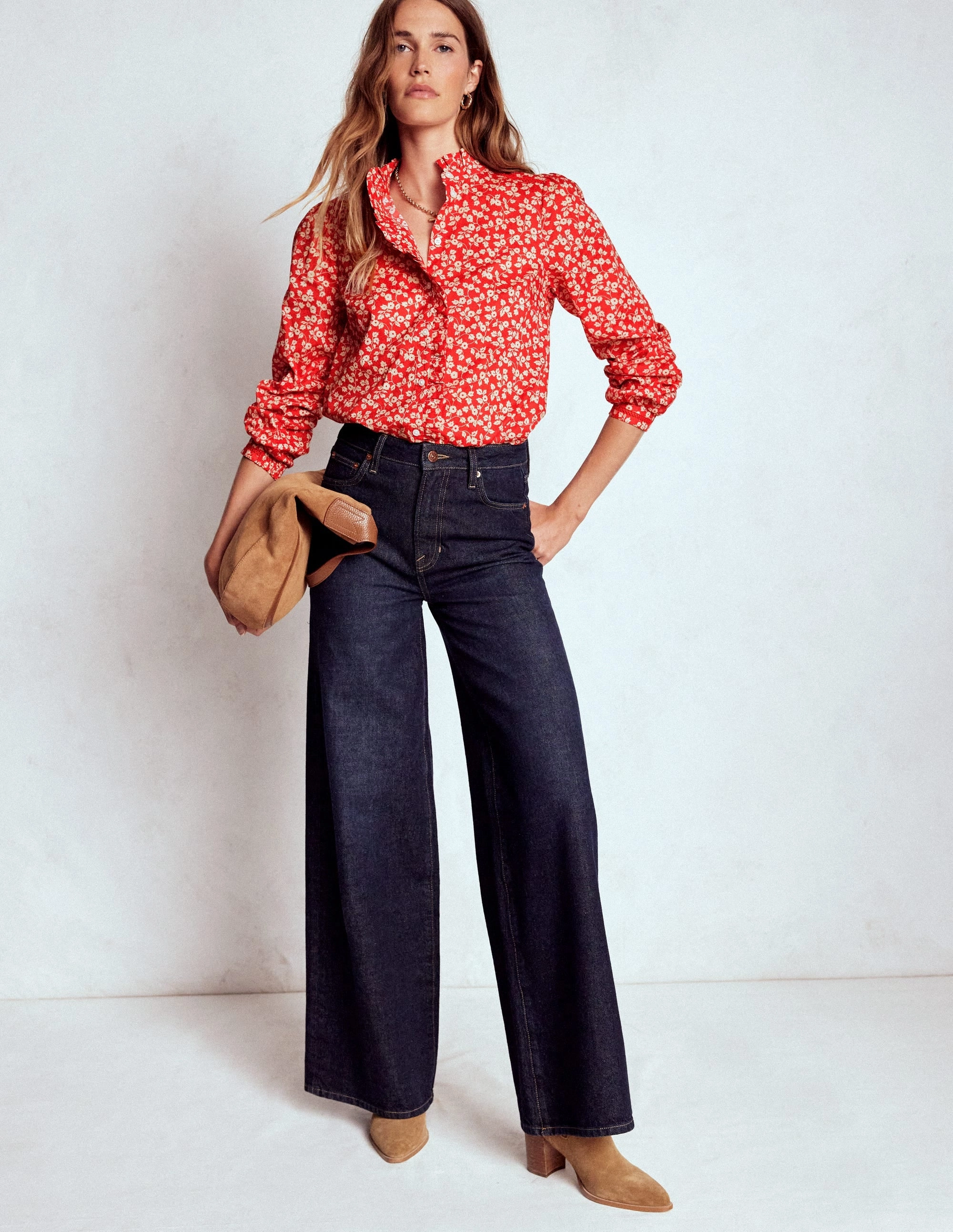 Built In Odor Control Helena Cotton Top-Cranberry Red, Delicate Vine