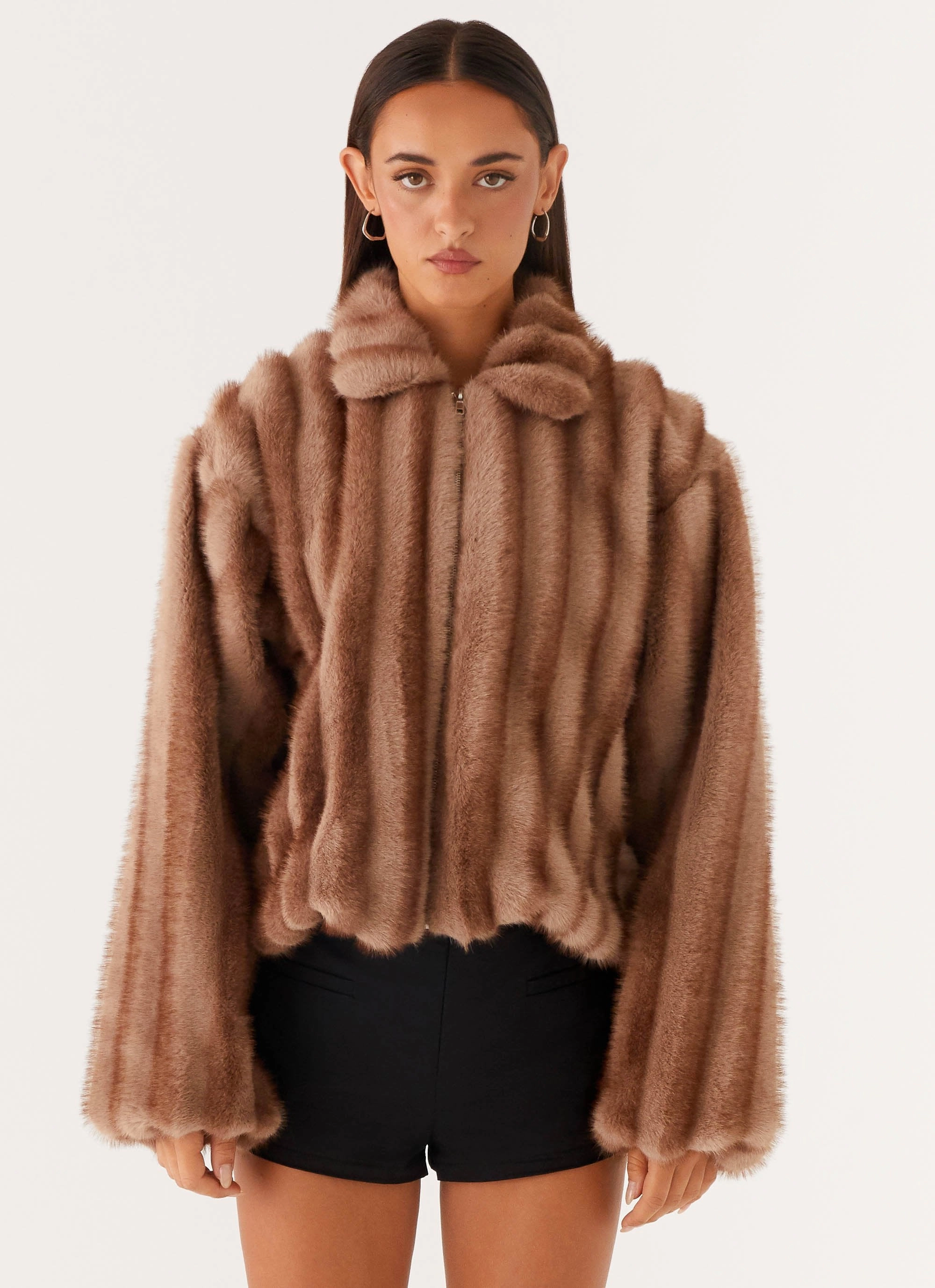 simple design Sealed Seam Construction Naylor Faux Fur Jacket - Brown