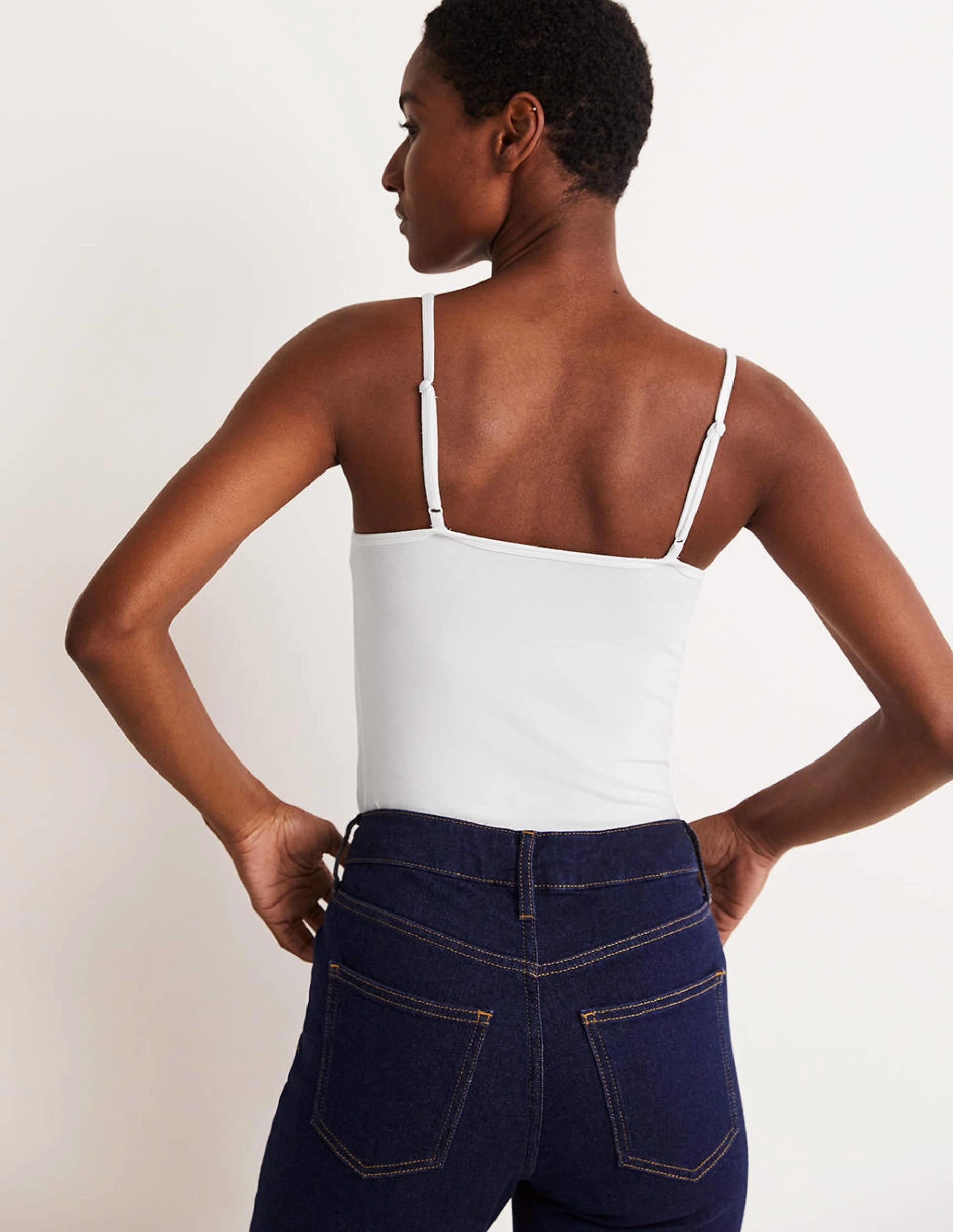 Plain Cami Top-White Hidden Storage Pockets Seamless Construction Design
