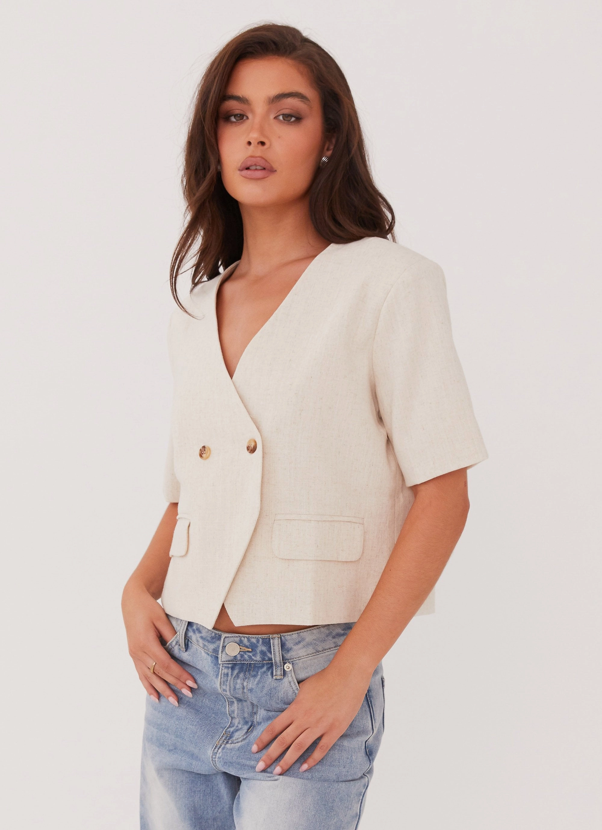 Hacienda Linen Short Sleeve Blazer - Oatmeal Non Bulky Insulation Tech Modern Layers