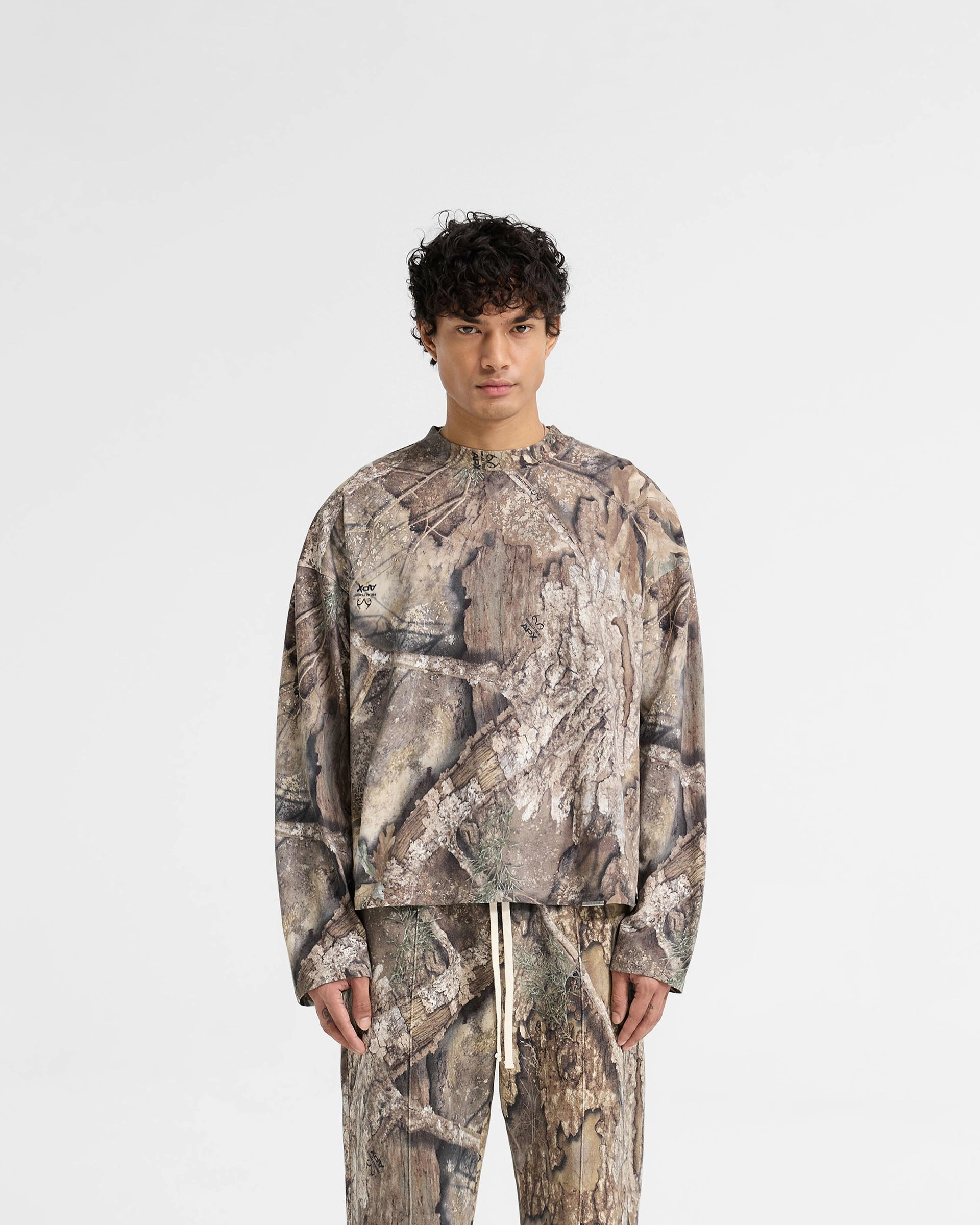 Boat neck style Comfy Look Realtree? Camo Long Sleeve T-Shirt - Camo