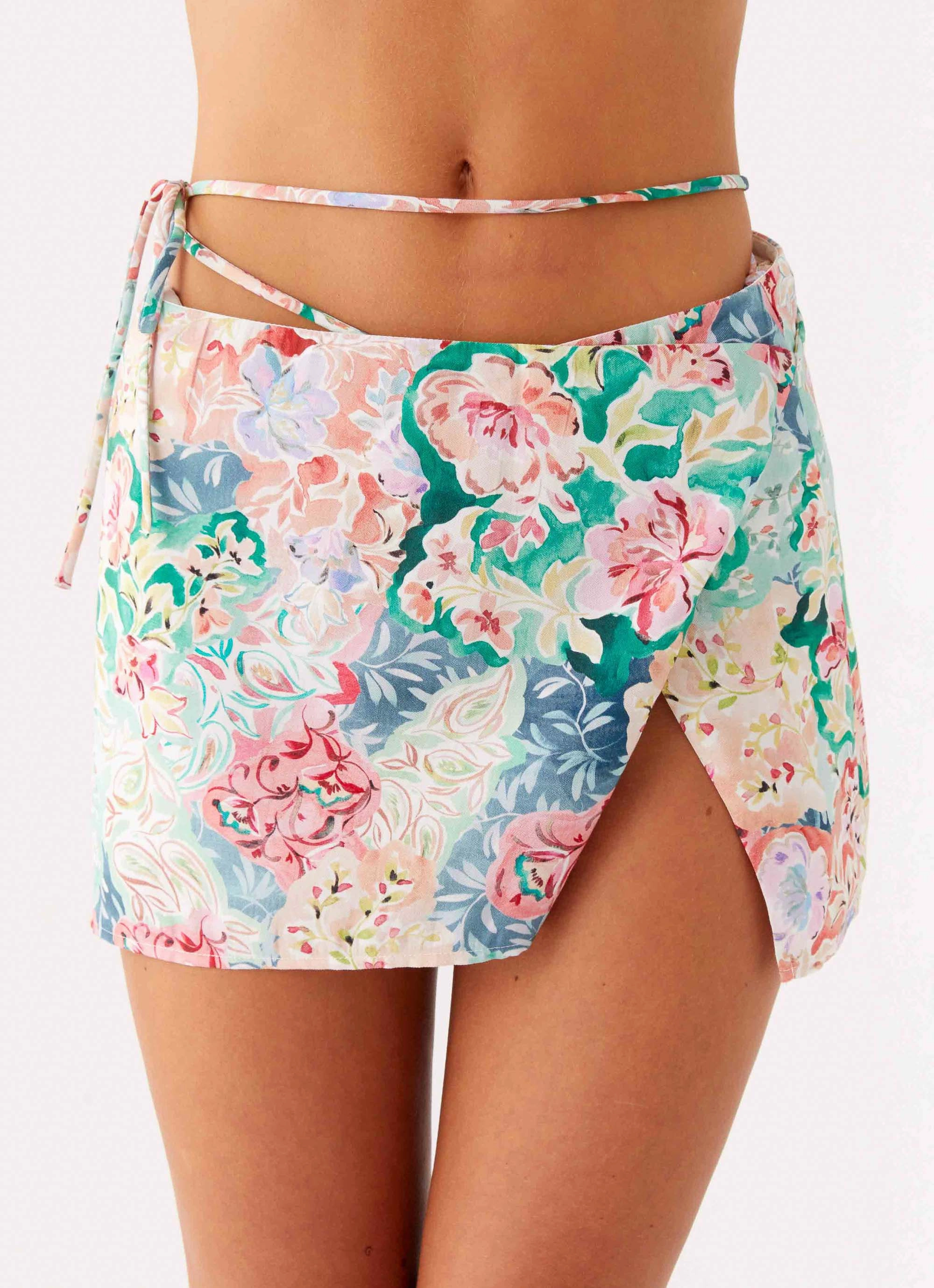 elastic waistband Miradelle Wrap Mini Skirt - Santorini Floral