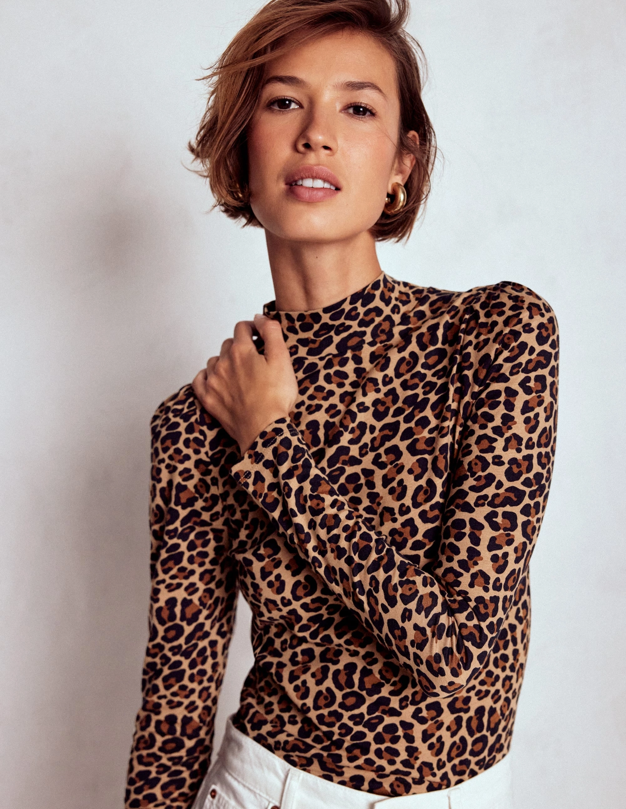 Recycled Polyester Comfort Cushion Neckline Puff Shoulder Jersey Top-Multi, Cheetah Pop