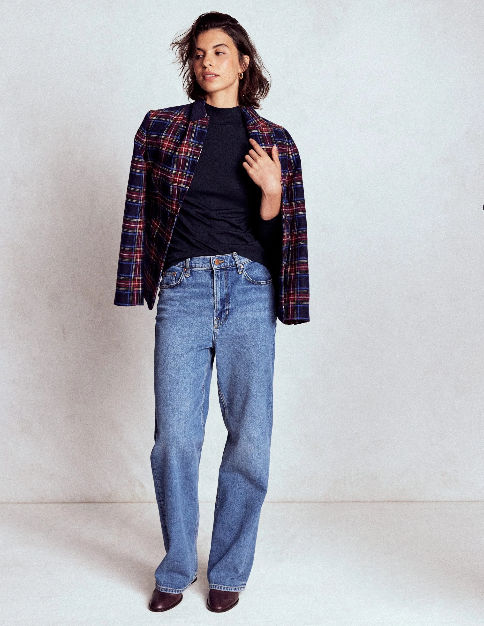 BreathableMeshPanels Wide Shoulder Cut Puff Shoulder Jersey Top-Navy