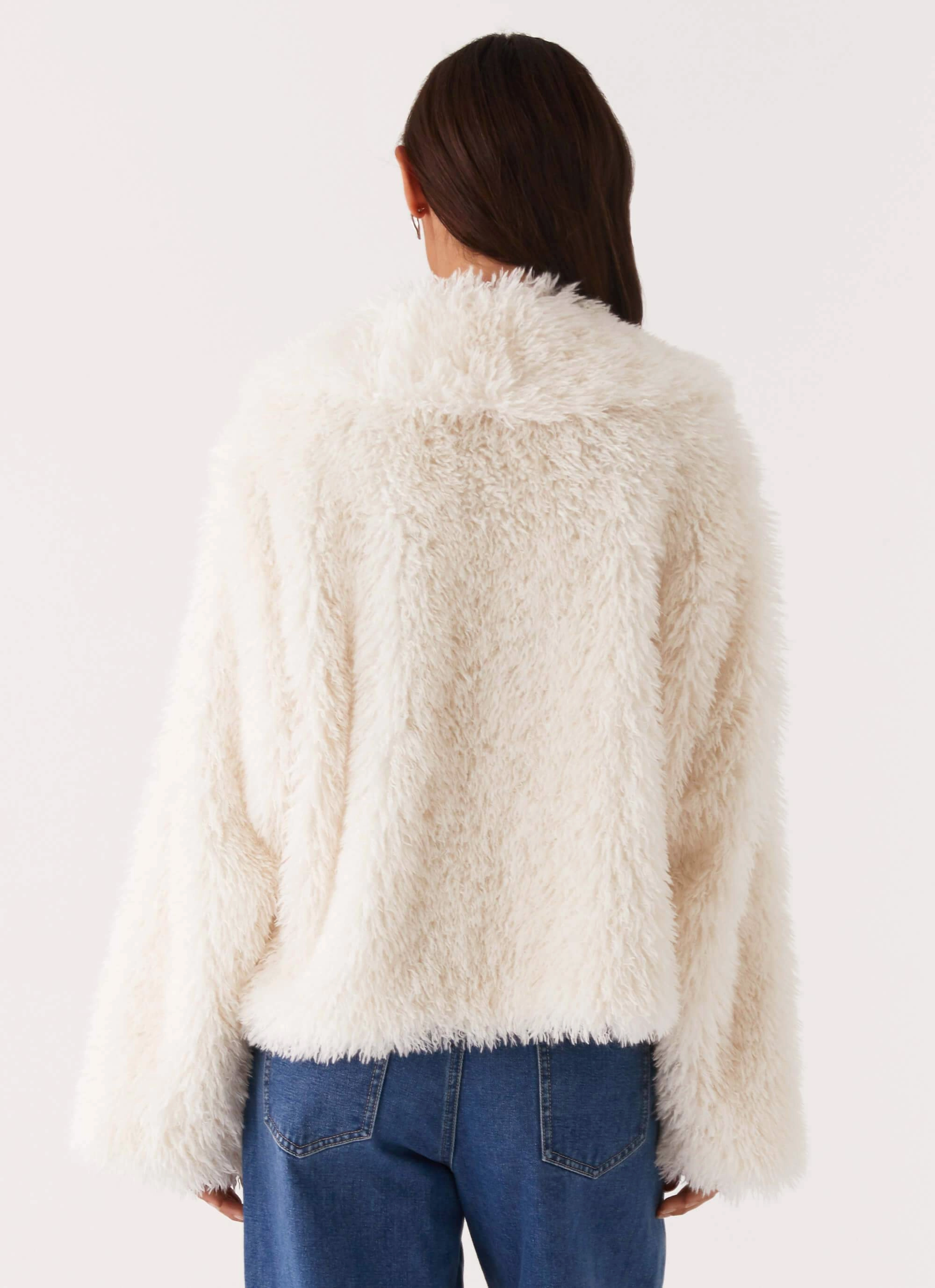 High Visibility Trims Denver Oversized Fur Jacket - Ivory