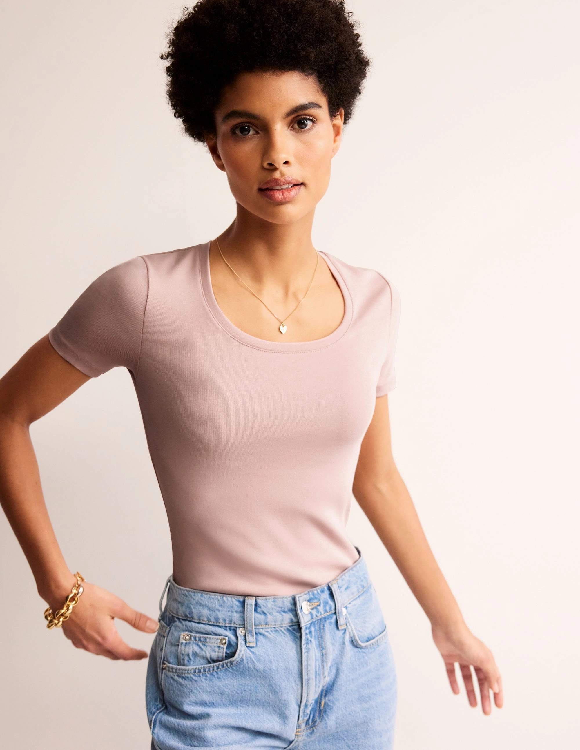 Essential Jersey T-Shirt-Milkshake Moisture Wicking Material Hypoallergenic Inner Layer