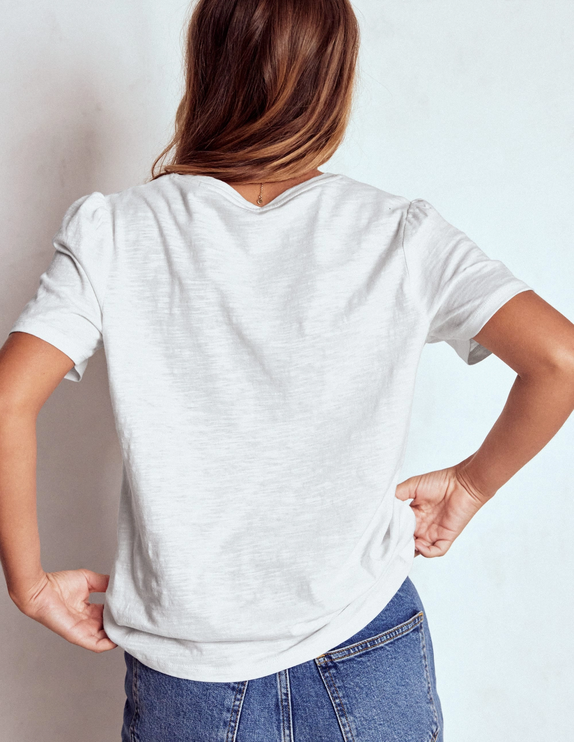 MultiPocket Design Short Sleeve V Neck T-shirt-White
