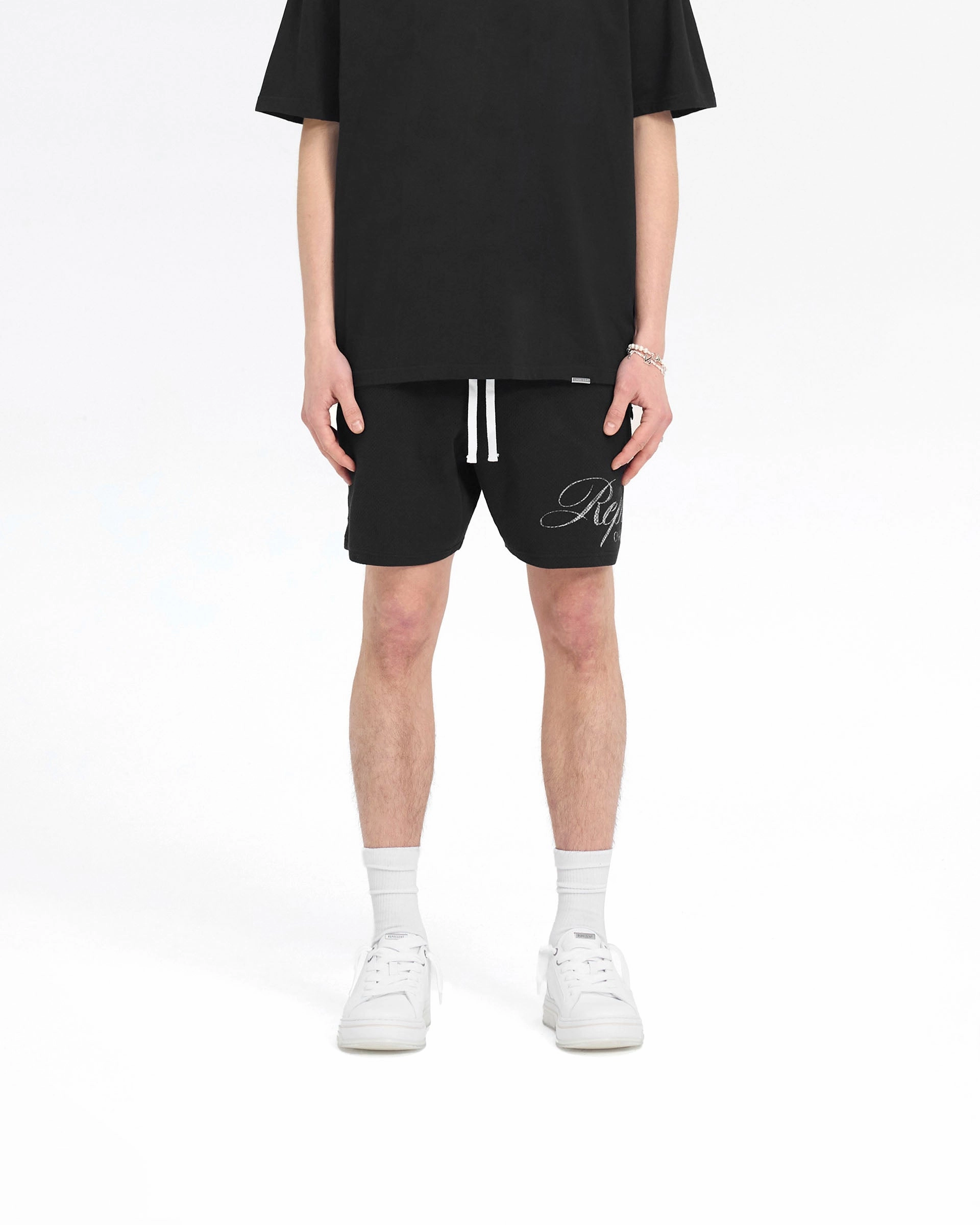 Light Reflective Trim Relaxed Look Represent Owners Club Script Mesh Shorts - Black