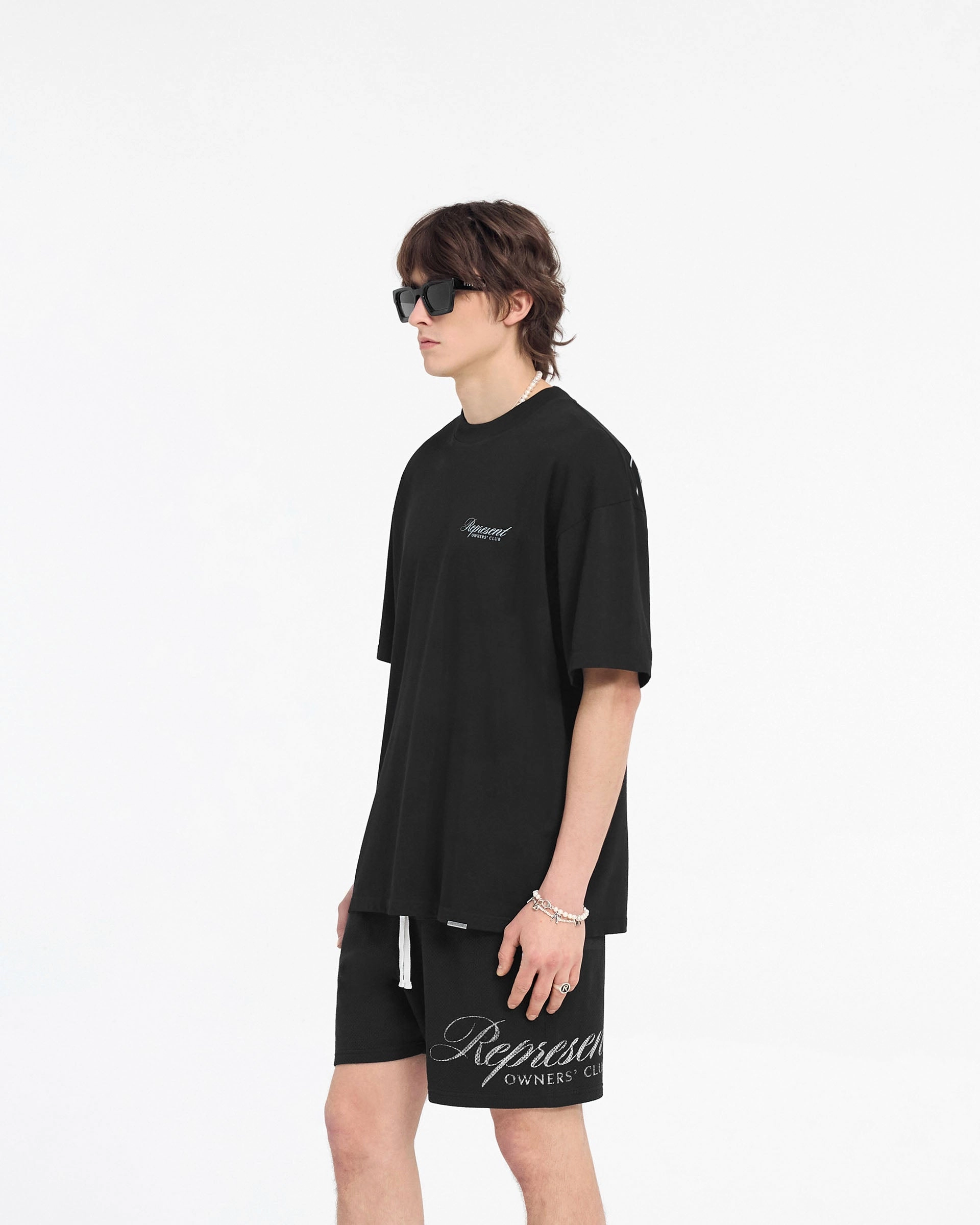 Functional Side Gussets Represent Owners Club Script T-Shirt - Black