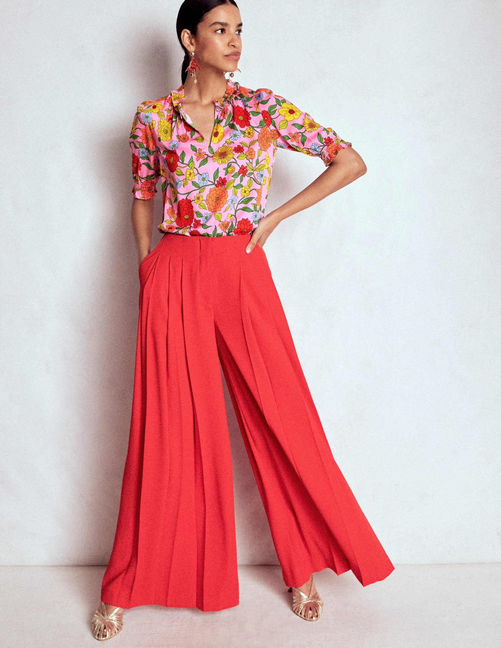Ria Short Sleeve Top-Rose Bloom, Dahlia Trial DoubleStitched Glow In The Dark Accent Trim