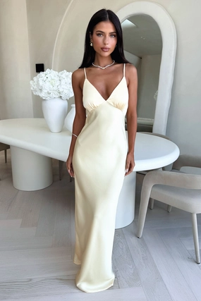 Sabilla Maxi Dress - Yelllow All Gender Fit