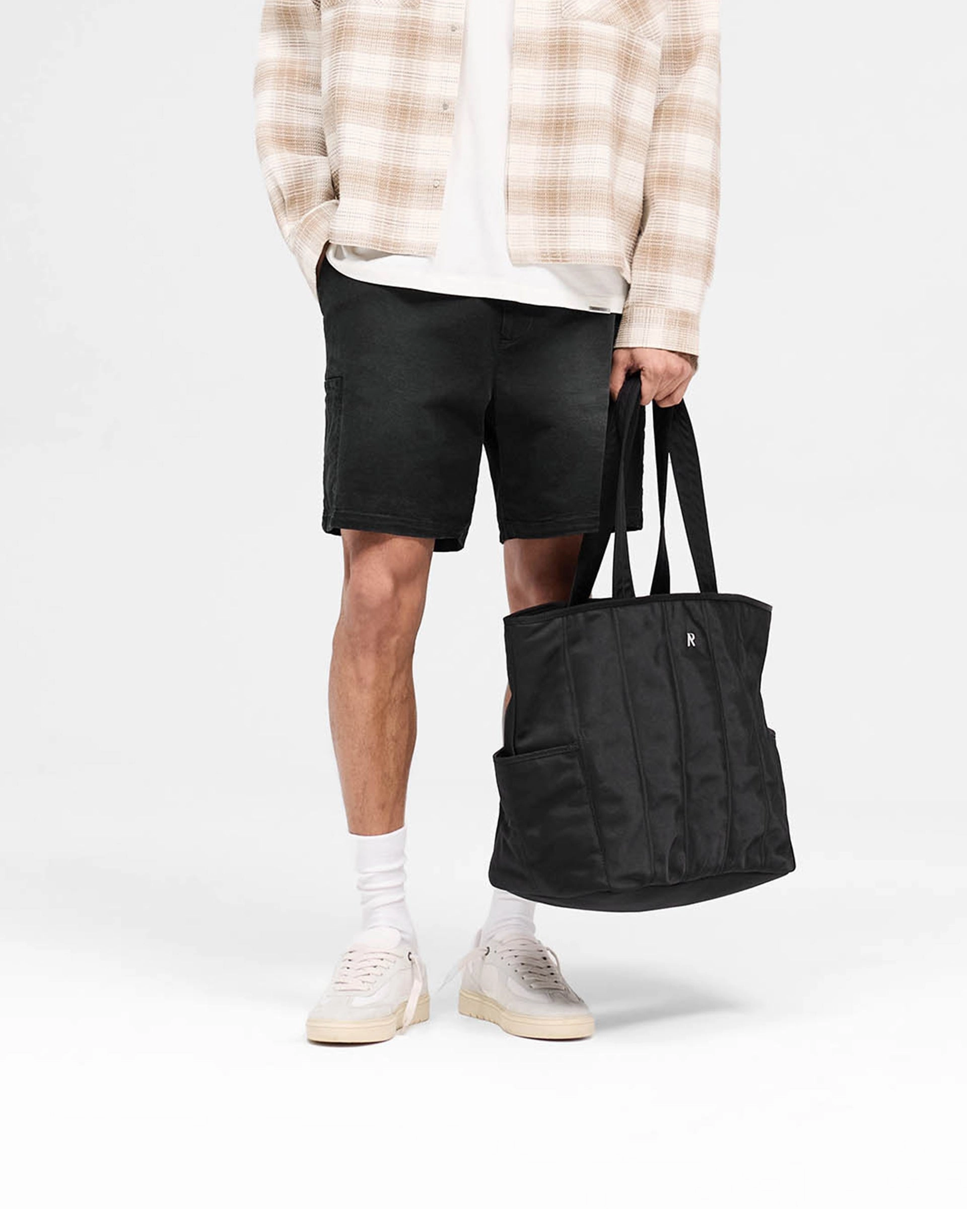 multiple pockets Season Cargo Short - Jet Black