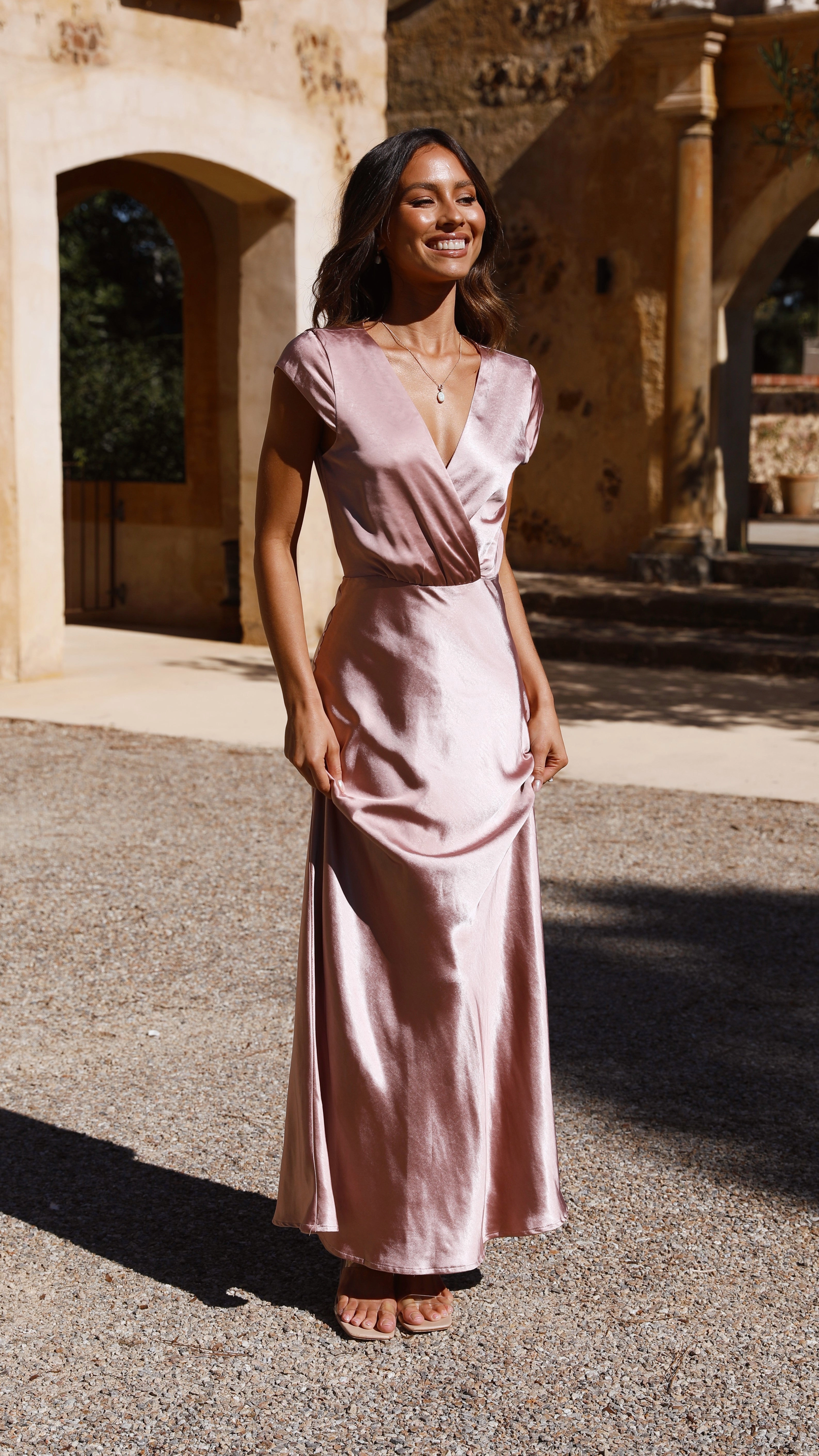 Perfectly Fitted Elegant Look Selma Maxi Dress - Dusty Pink