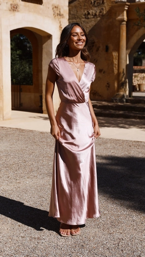 Perfectly Fitted Elegant Look Selma Maxi Dress - Dusty Pink
