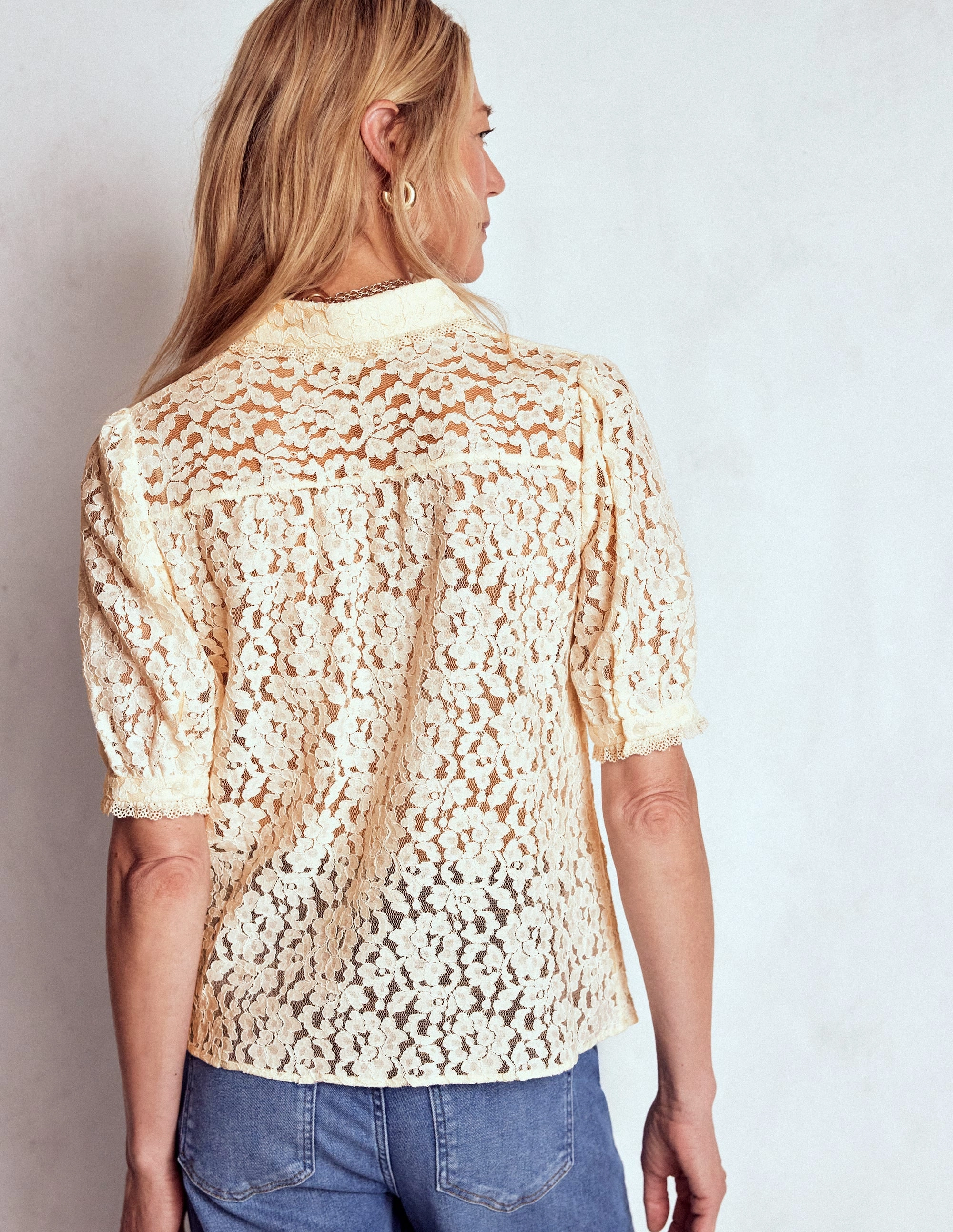 Short Sleeve Lace Blouse-Ivory DoubleStitched Hem ConvertibleStyle