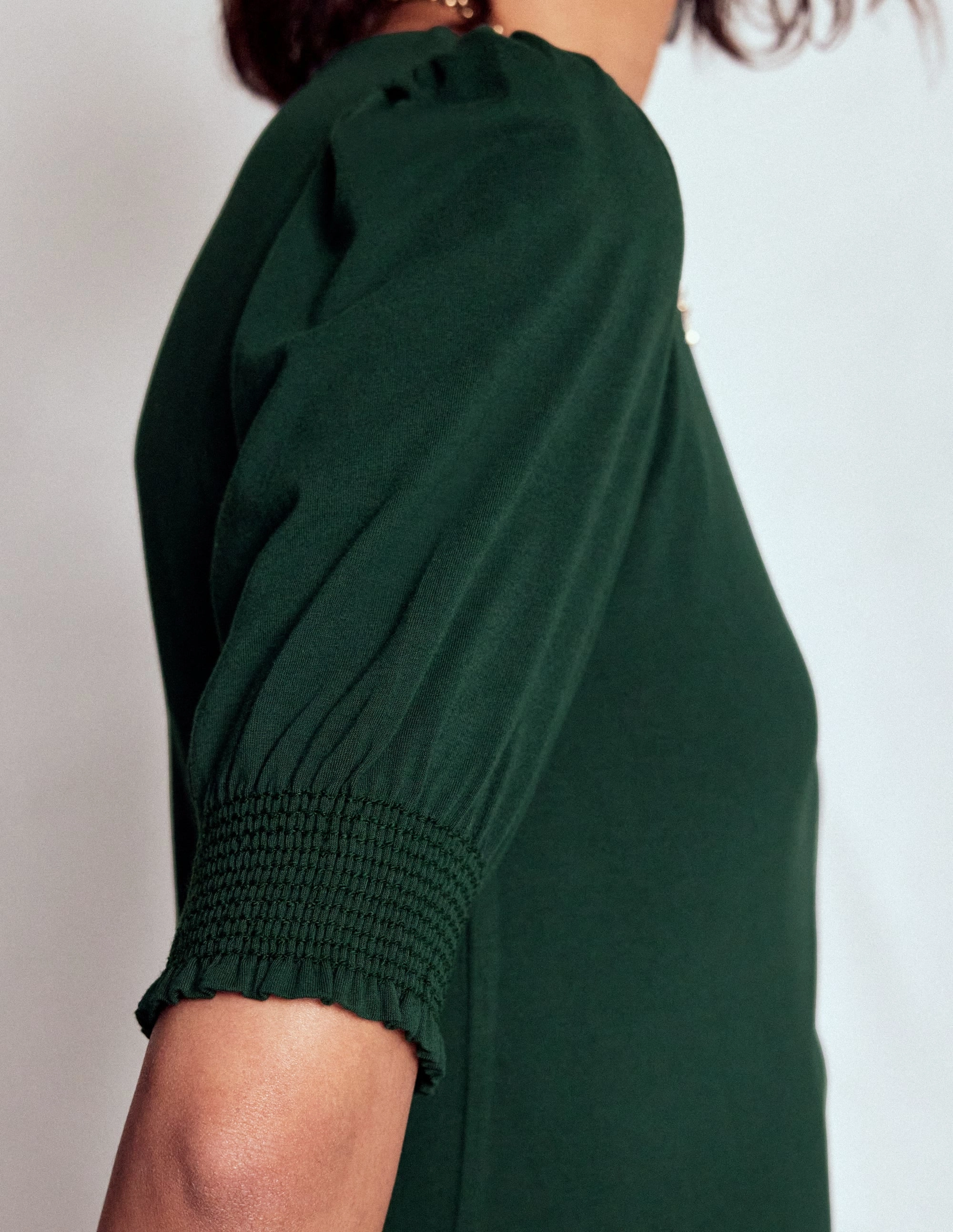 Short Sleeve Smocked Cuff Top-Green Pine MidweightKnit Thermal Insulation Layer