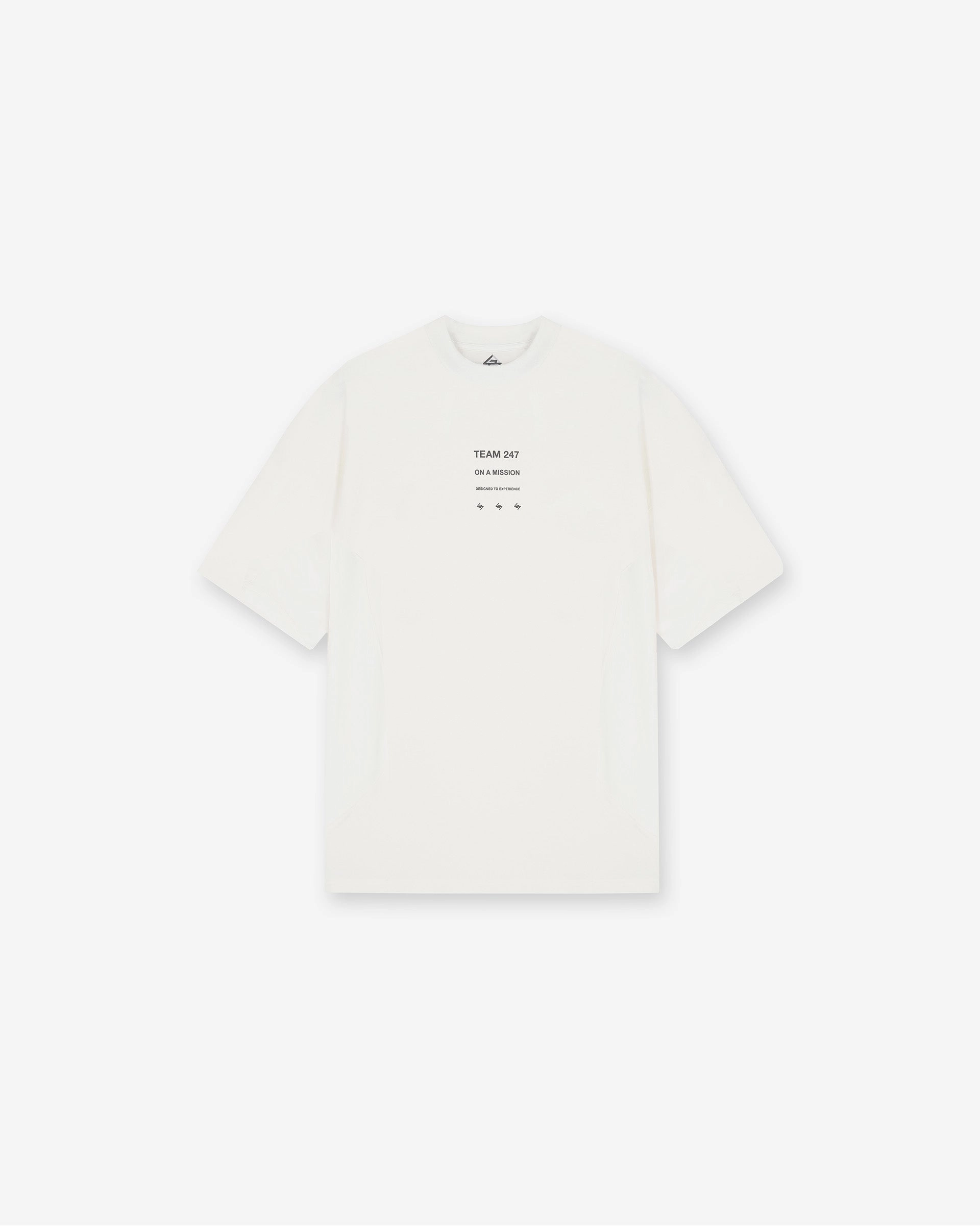 247 Uprising Oversized T-Shirt - Flat White Active Trend Look