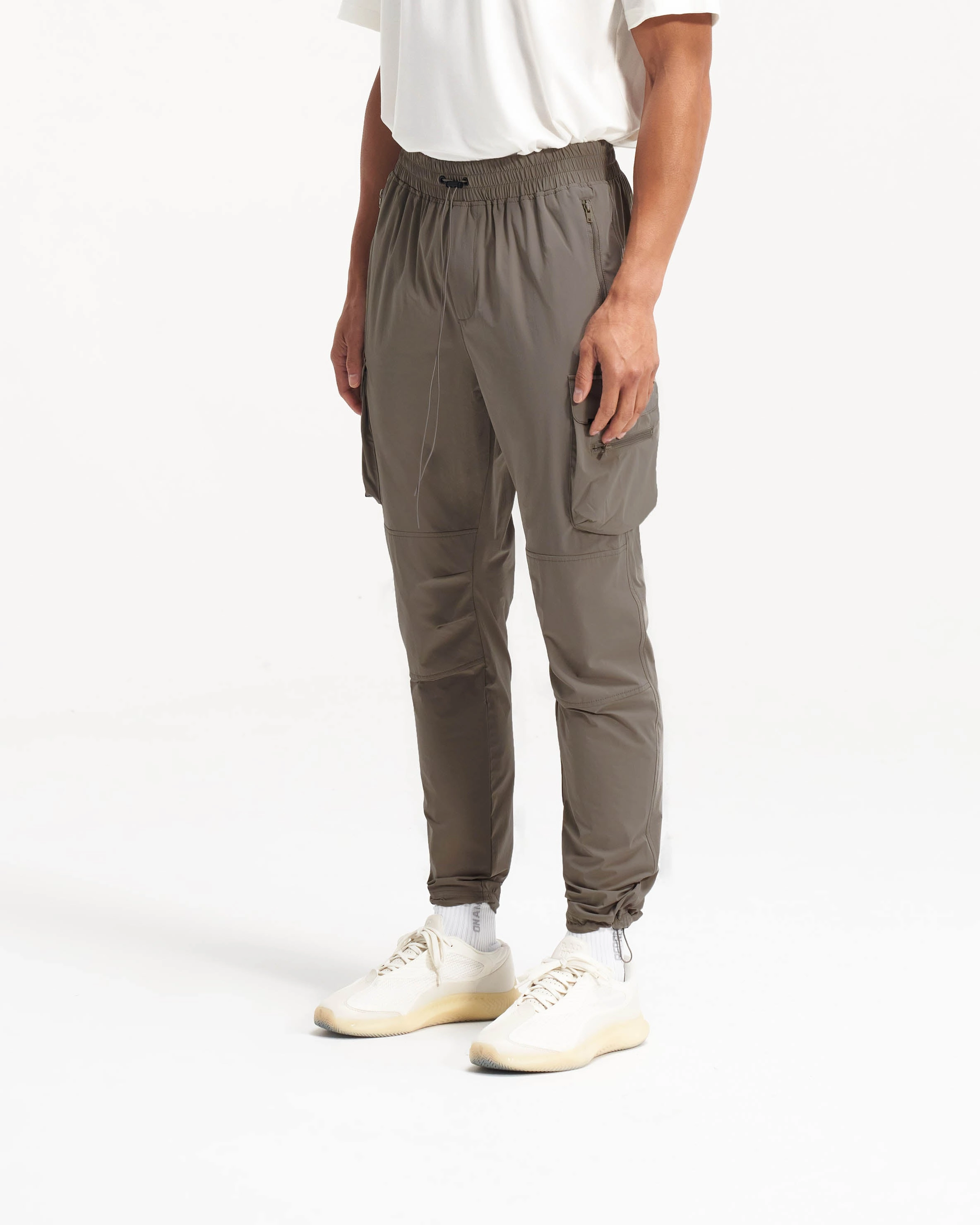 247 Pant - Olive SeamlessPocketDesign Clean Fit