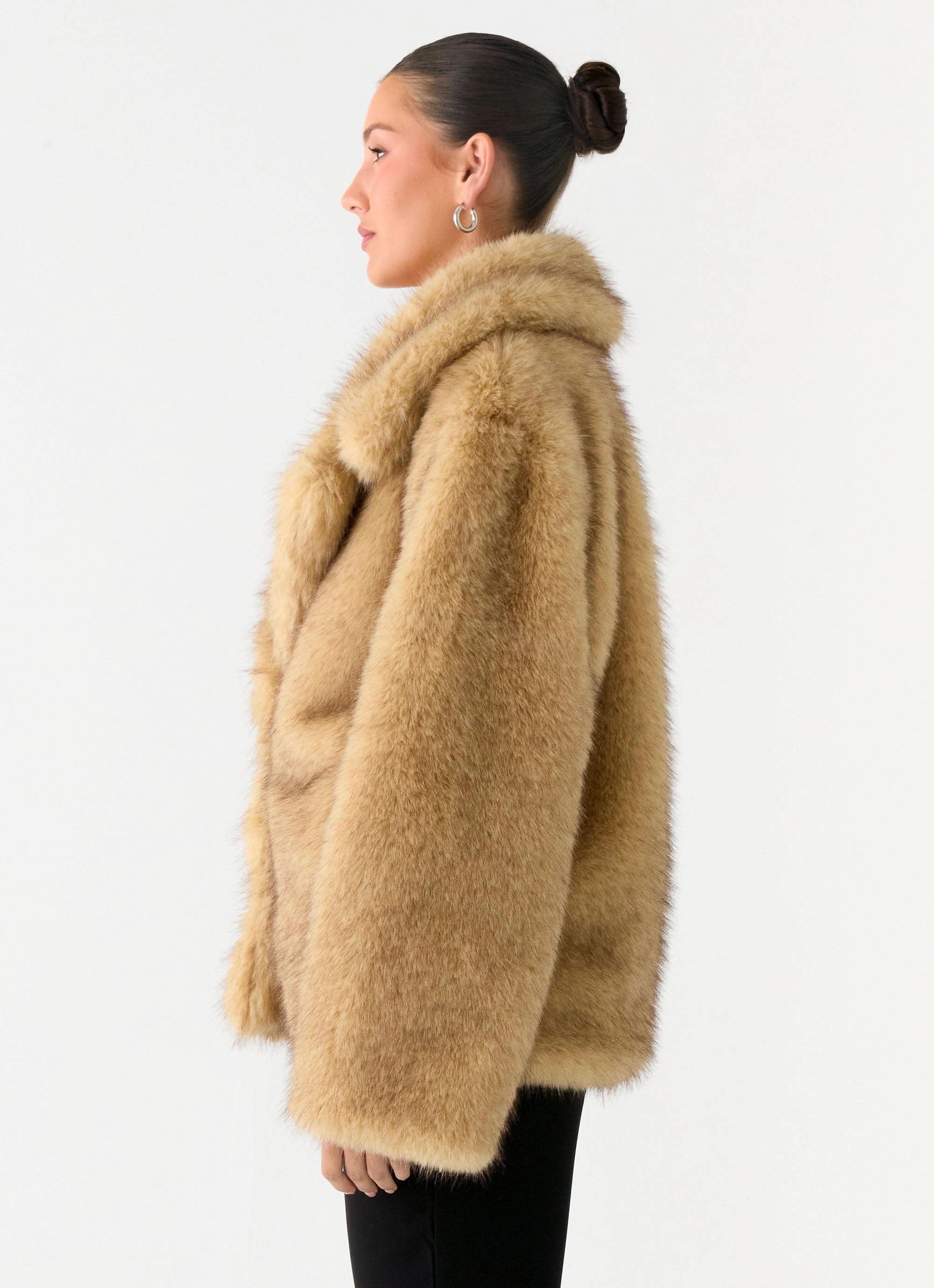 Everyday Layers Milika Fur Coat - Beige