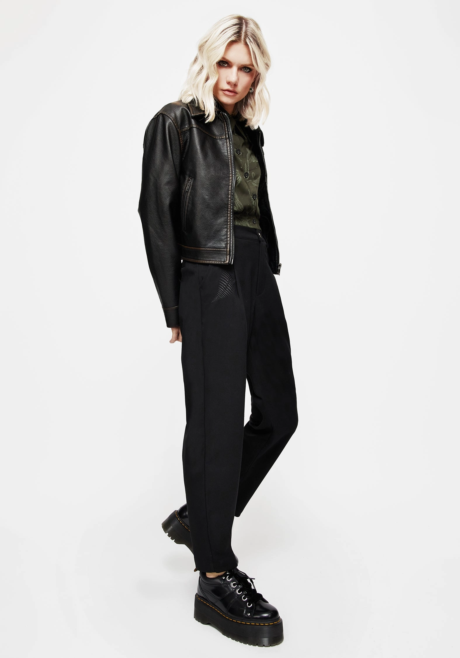 Breathable Wear Fit Perfect Movement Marsilea Fern Embroidered Tapered Tailored Trousers