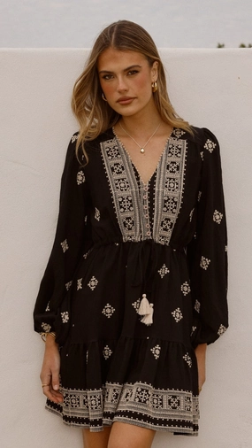 Softly Structured Delainey Mini Dress - Black/Beige