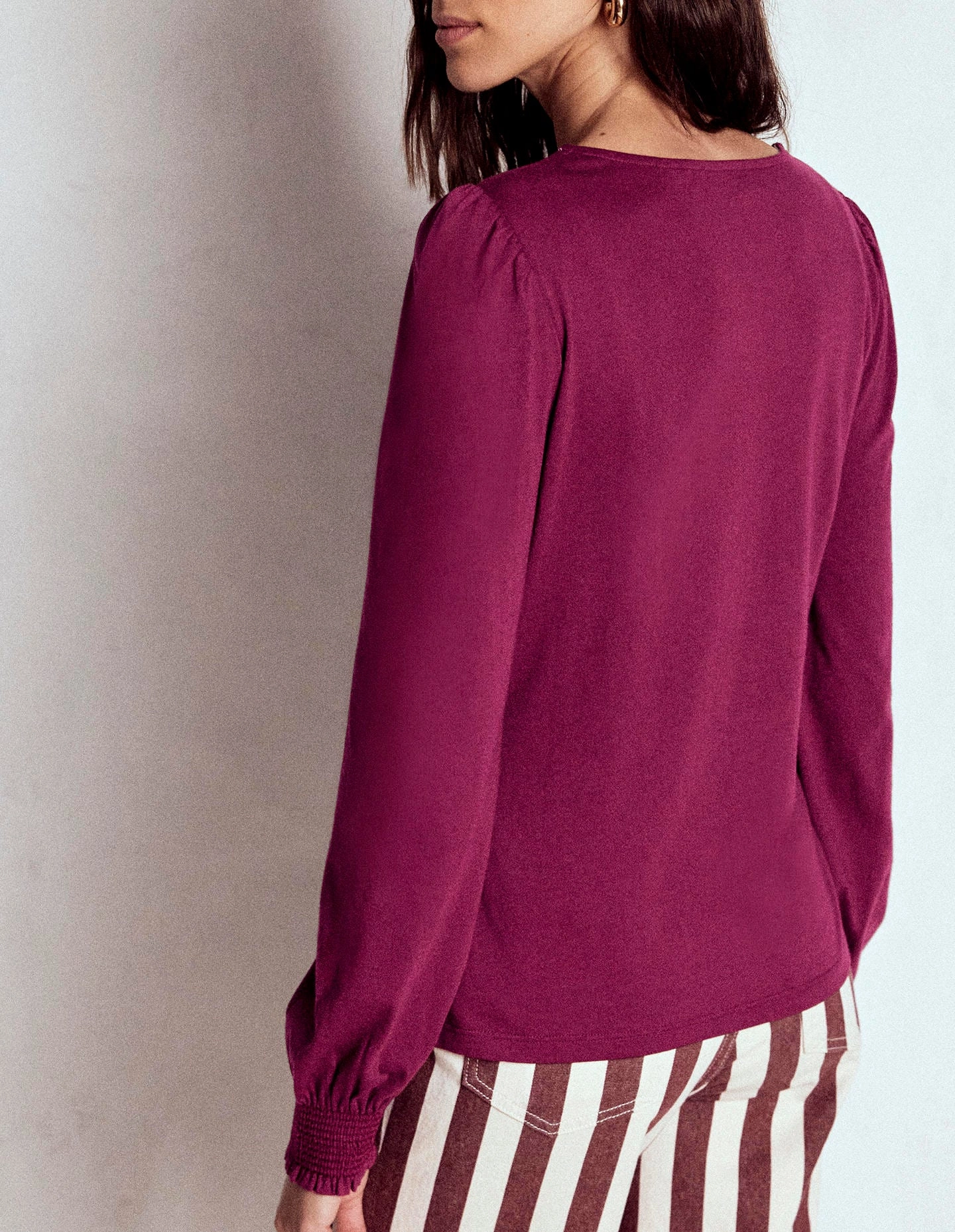 Smocked Cuff Supersoft Top-Deep Wisteria Fashionable Style