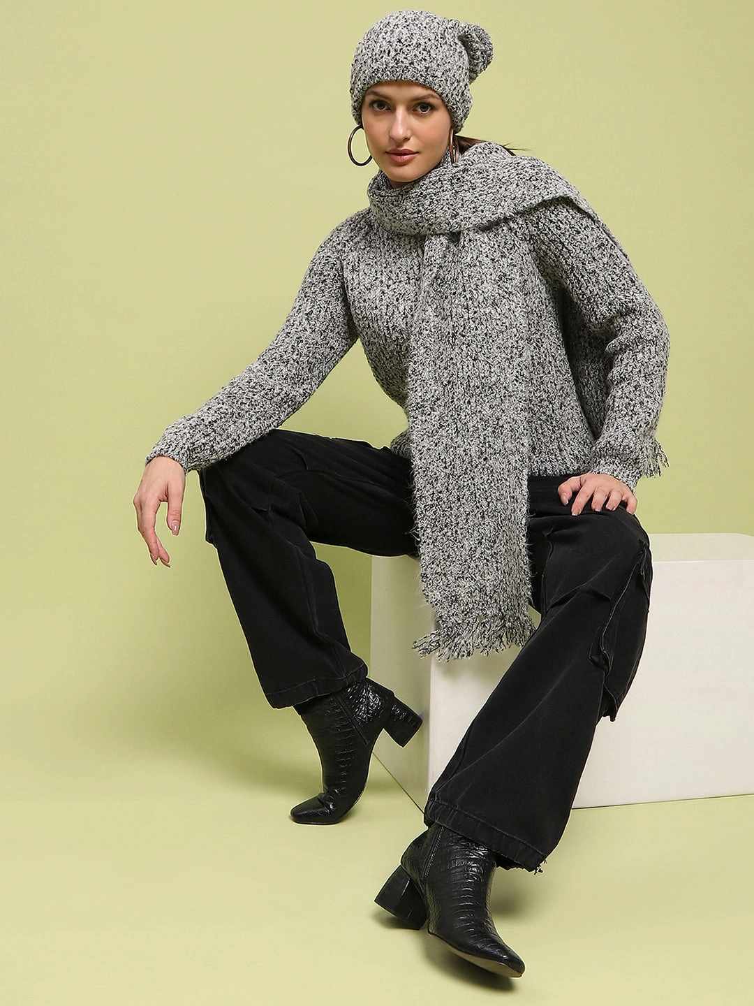 Madame Self Design Regular Fit Grey Sweater Comfy Layer Comfy Hug