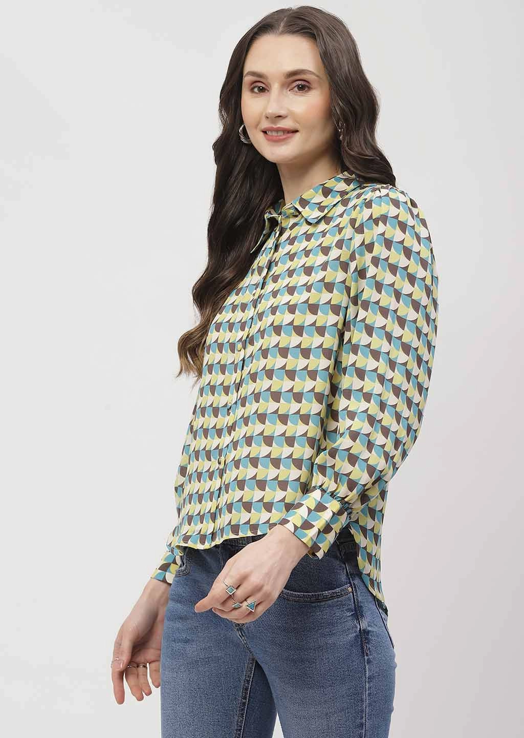 Madame Geometric Print Apple Green Regular Shirt Lightweight texture