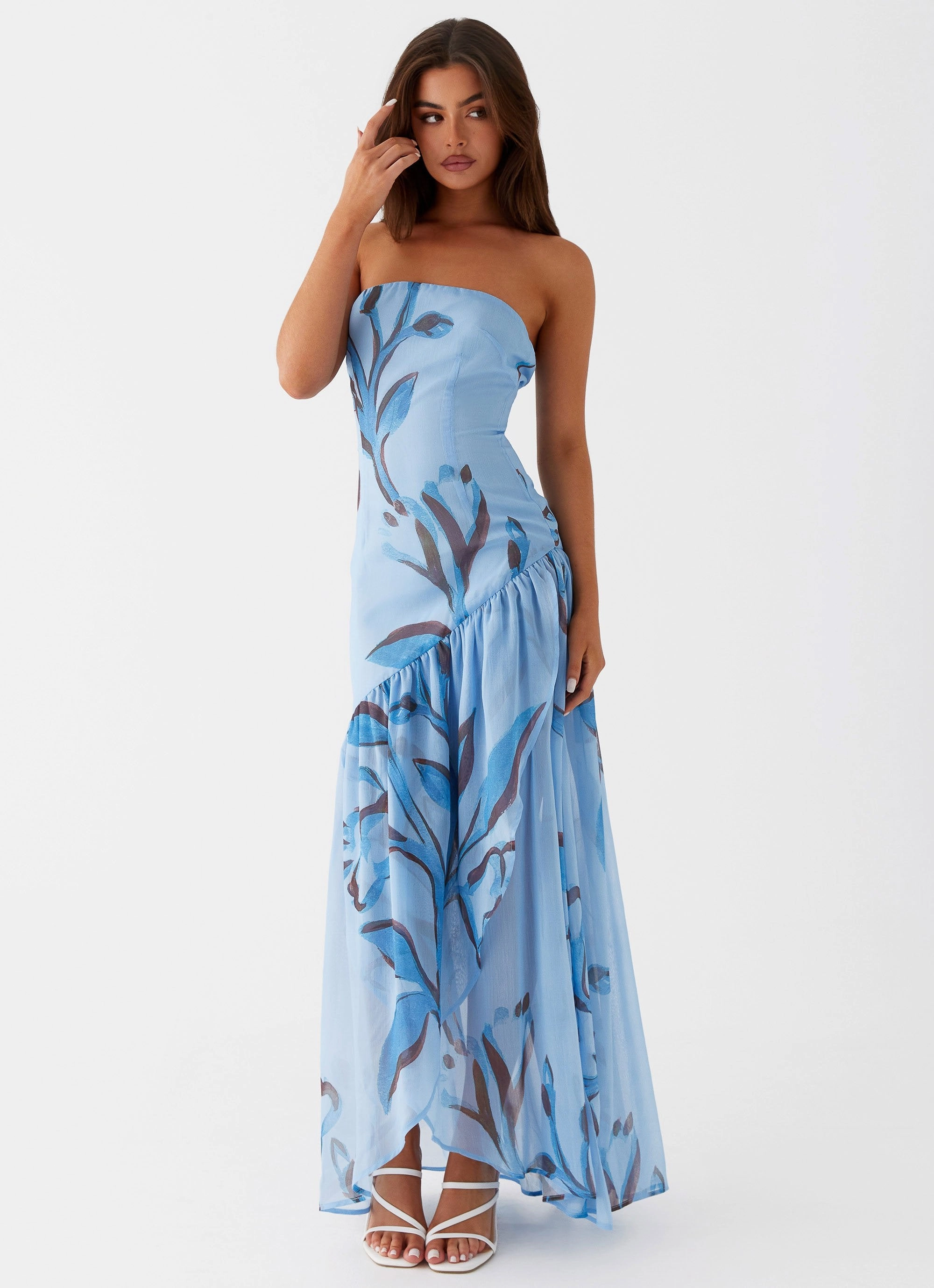 Delicate Mood Modern Silhouette Solaris Strapless Maxi Dress - Blue Floral