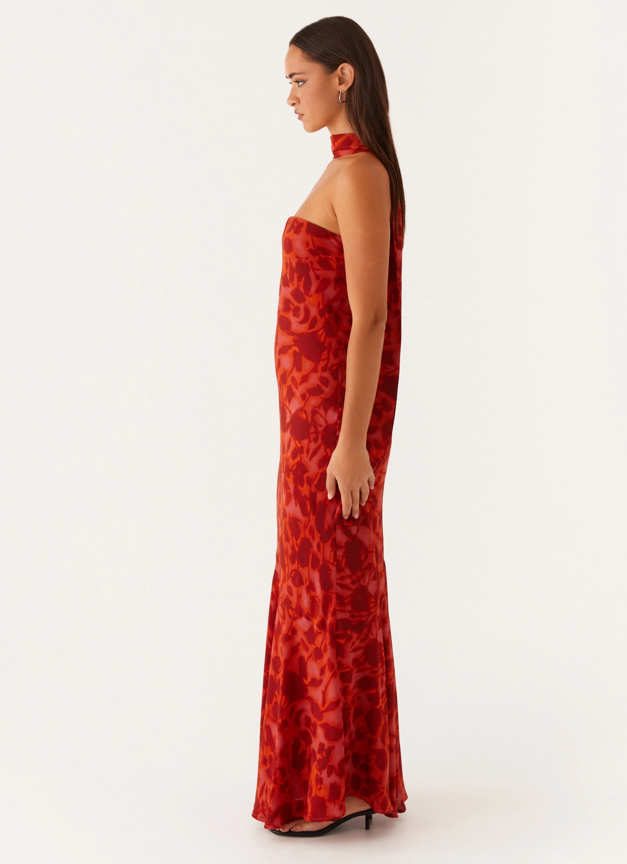 Casual Elegance Stylish Appeal Under The Pagoda Maxi Dress - Deep Red Floral