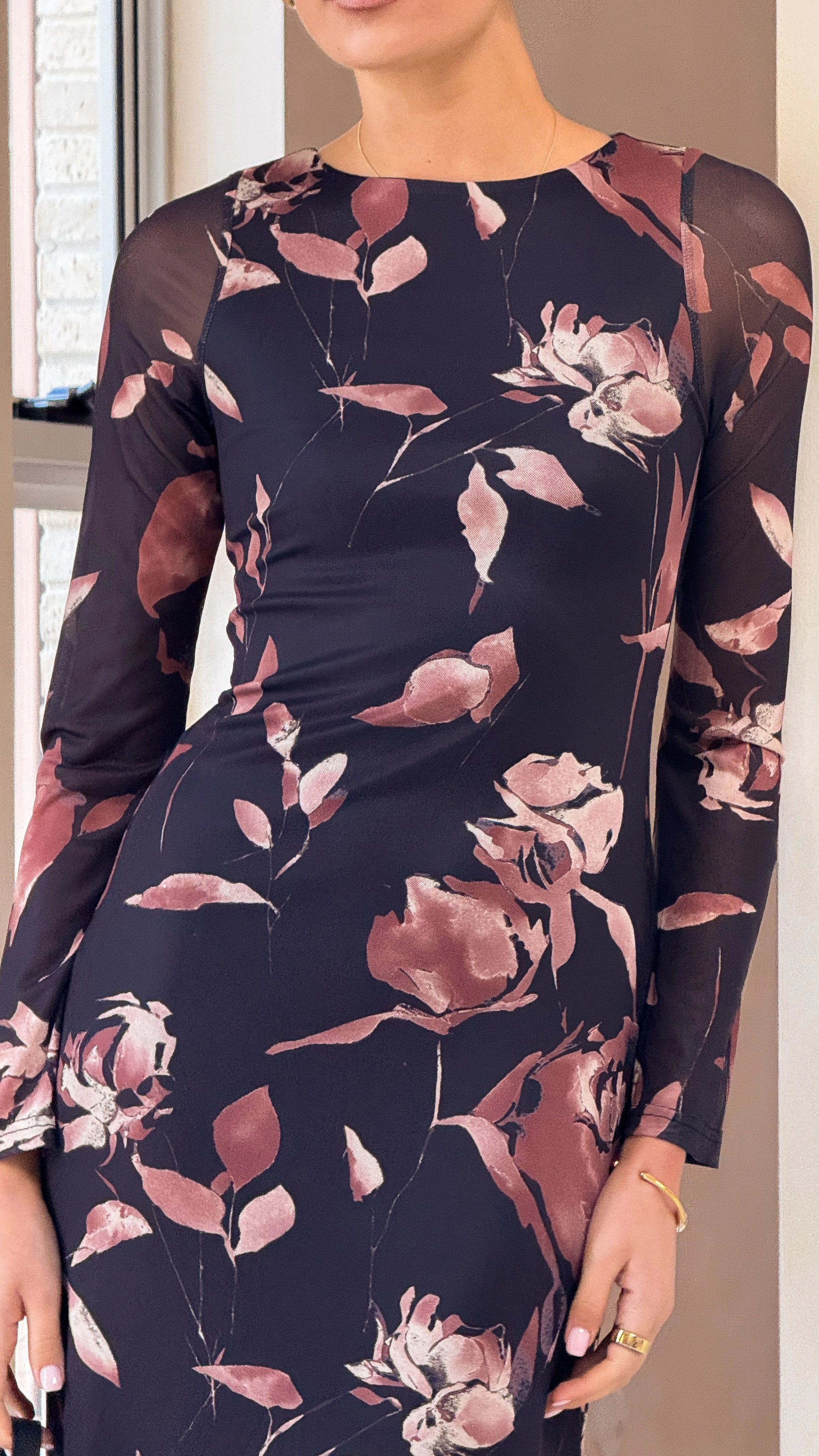 Koah Long Sleeve Maxi Dress - Flower Print Modern Design Clean Edge