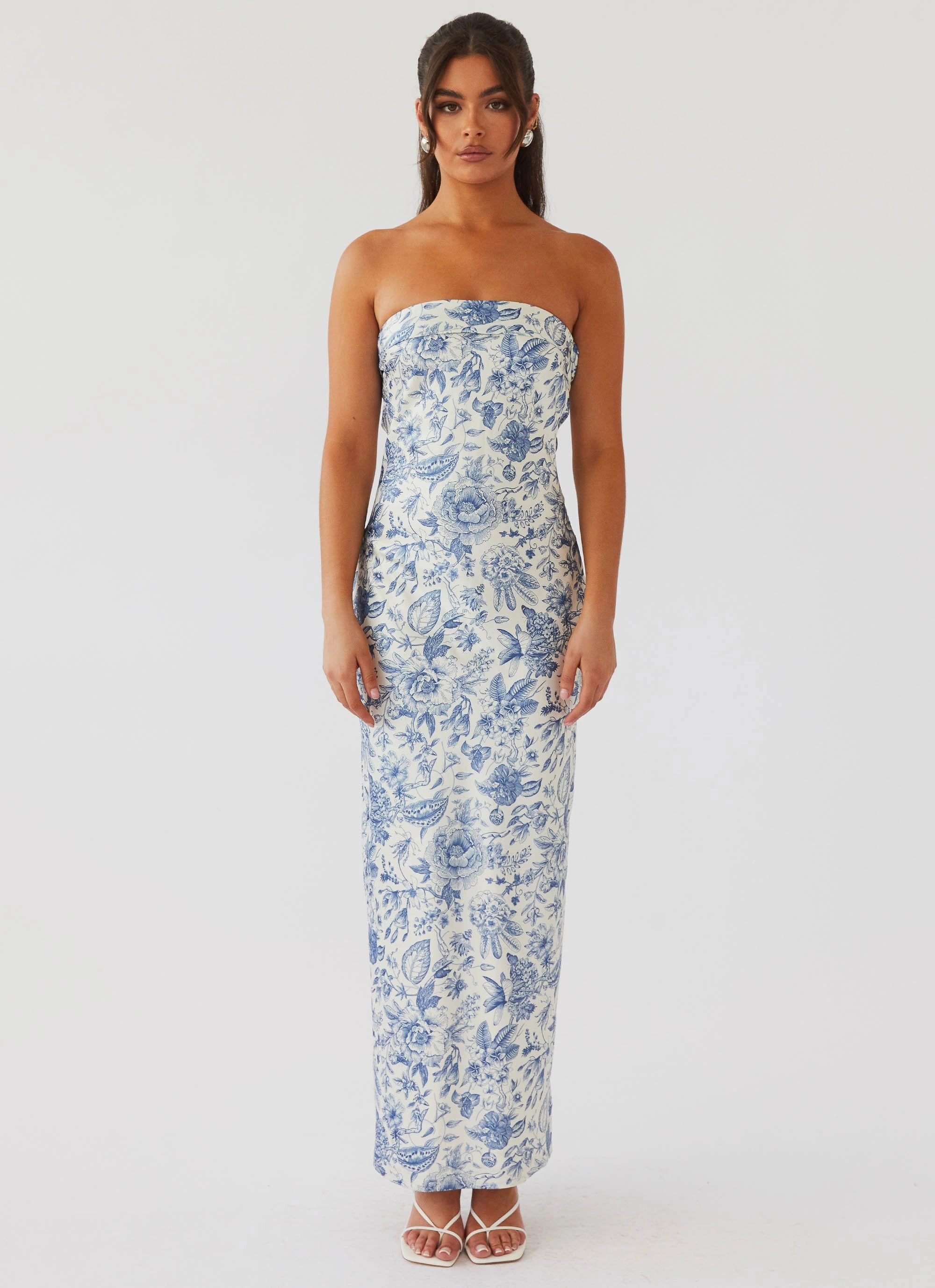 Summer Lover Maxi Dress - Blue Paisley Gemstone-Detail
