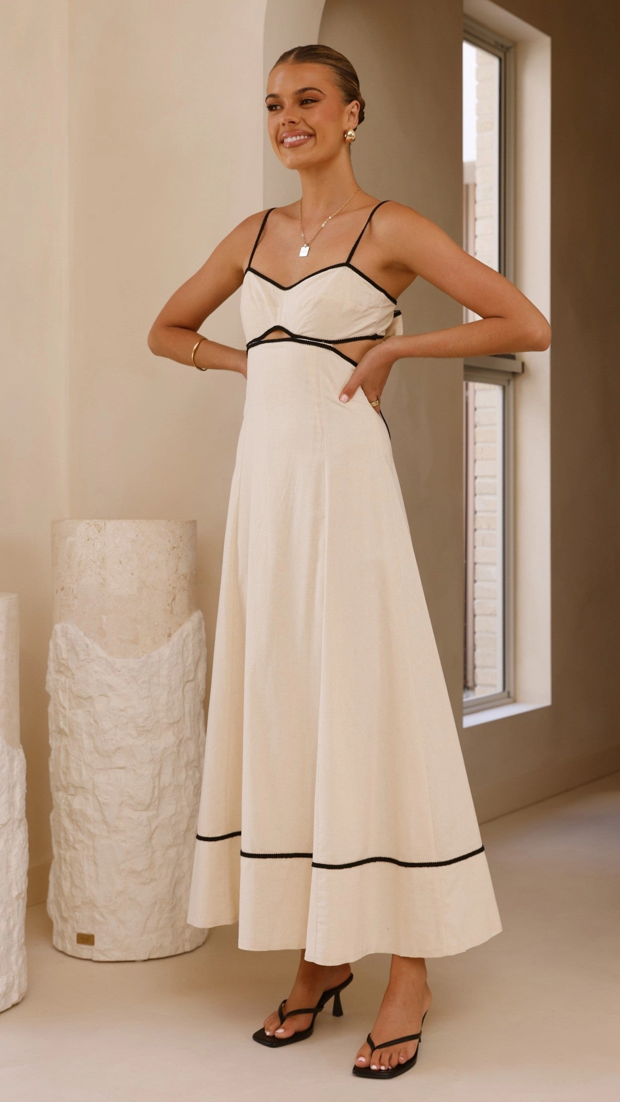 Dark Tones Nereda Maxi Dress - Cream