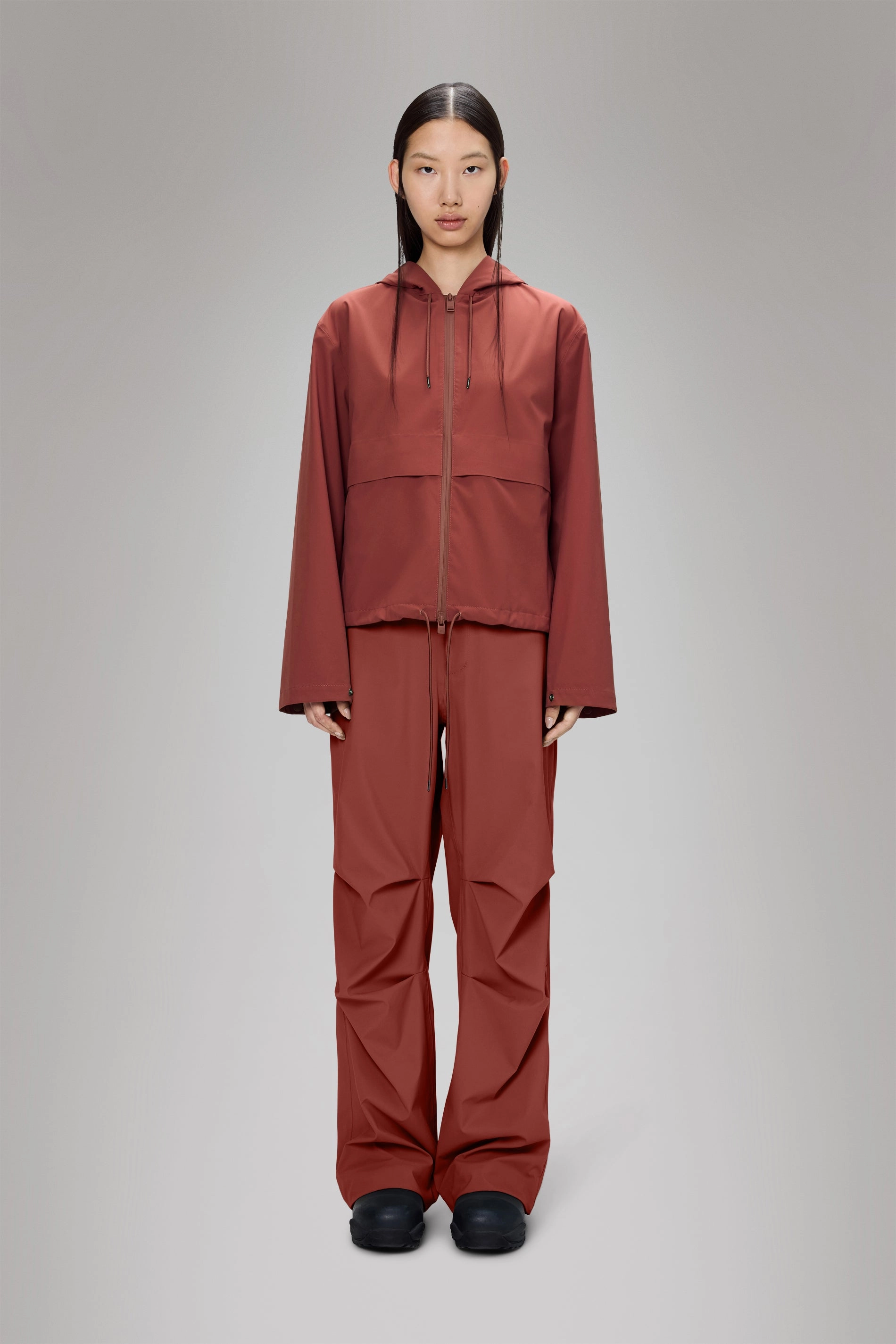 Minimal Detail Vegan Leather Accents Suva Hardshell Short String W Jacket