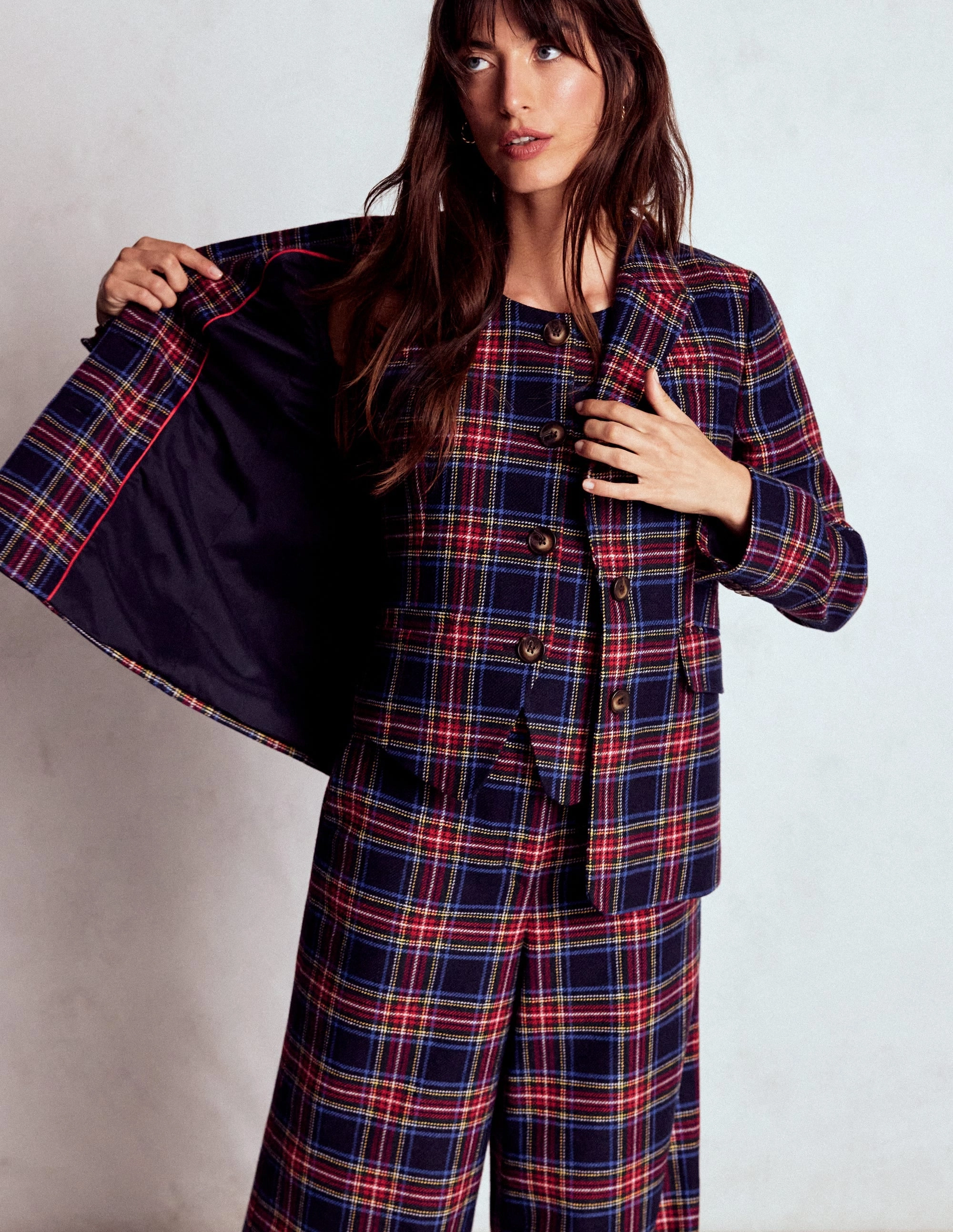 Stand Up Collar Thermal Regulating Hoodie Tailored Check Waistcoat-Navy, Green and Red Check