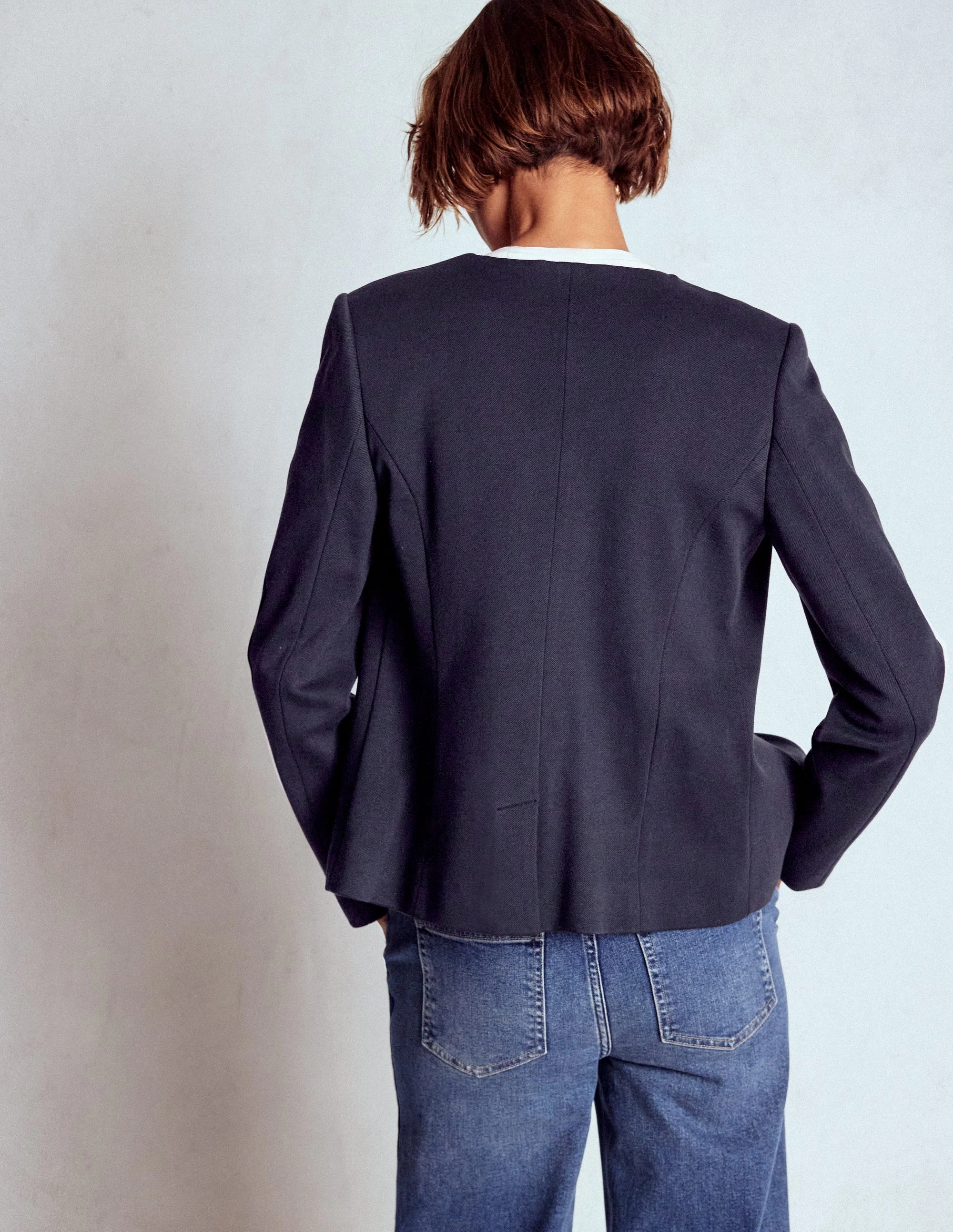 Wind Resistant Fabric Hampstead Ponte Twill Blazer-Navy
