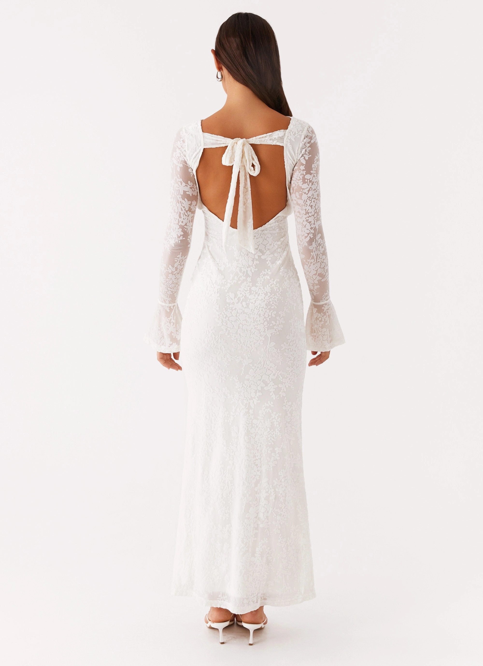 Minimalist fit-and-flare Natural Flow Thriving Maxi Dress - White