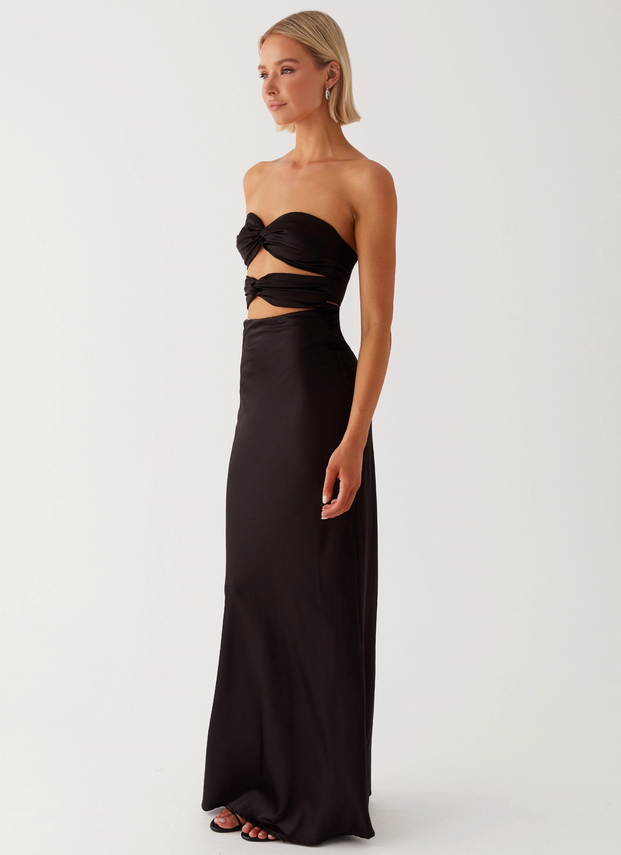 Sleek Look Edgy Twist Tianna Strapless Maxi Dress - Black