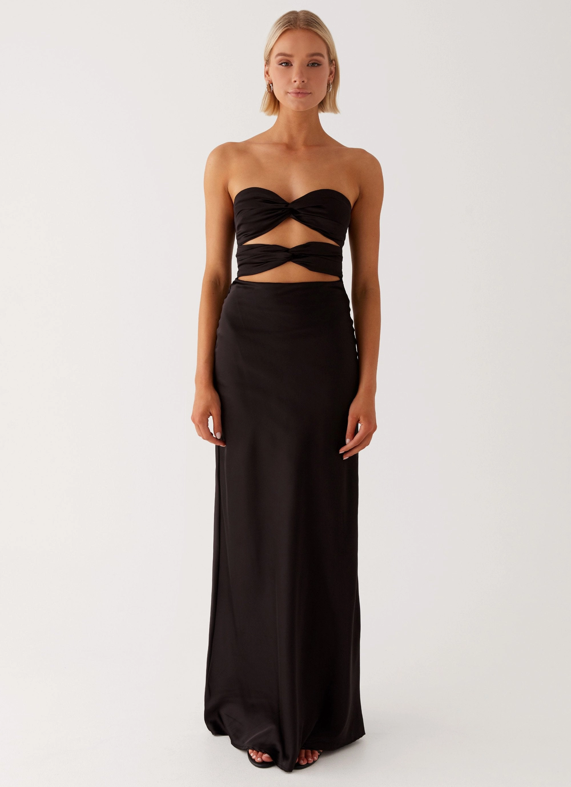 Comfy and Elegant Contrast-Lining Tianna Strapless Maxi Dress - Black
