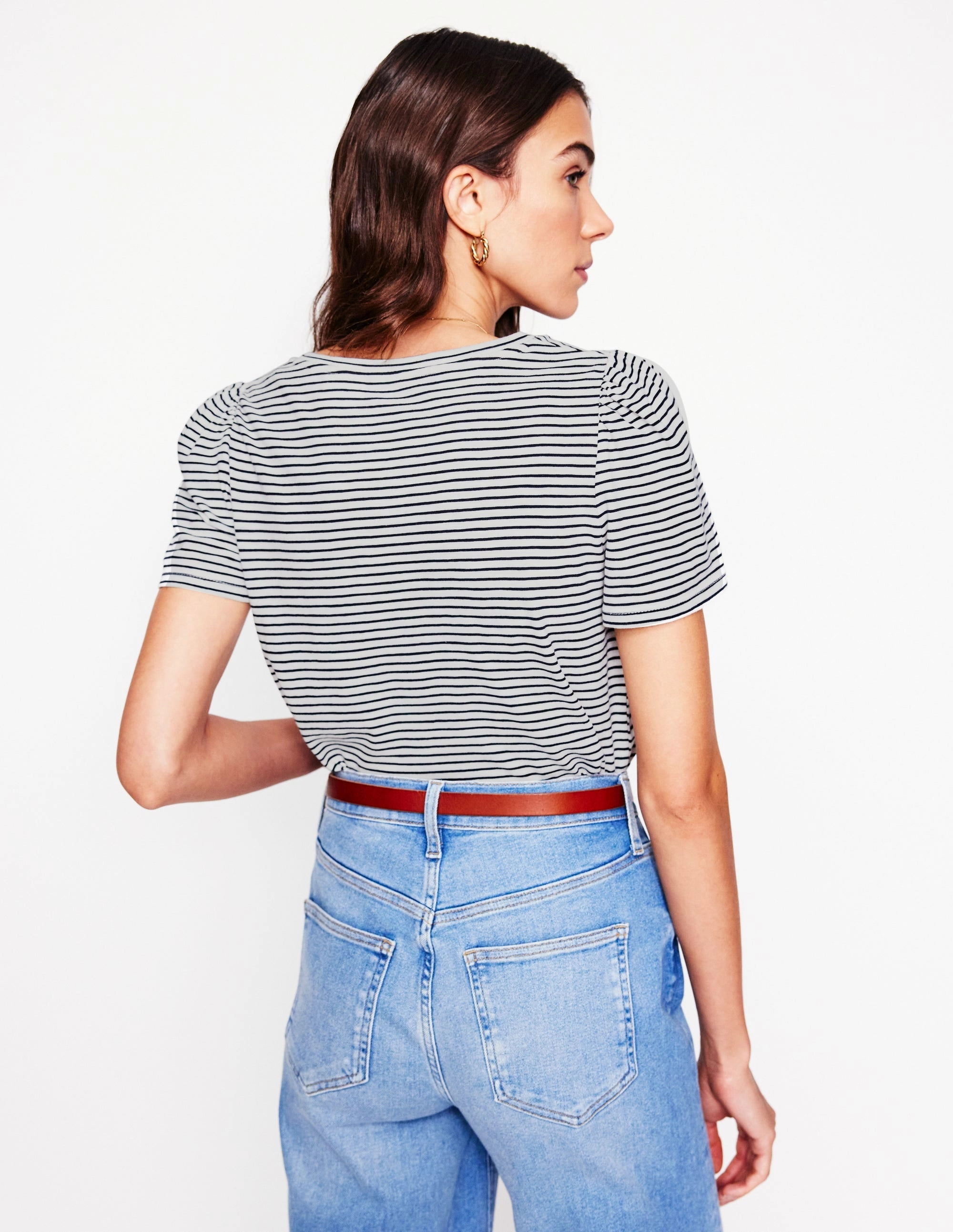Compact Thermal Insulation Short Sleeve V Neck T-shirt-Ivory, Navy Stripe