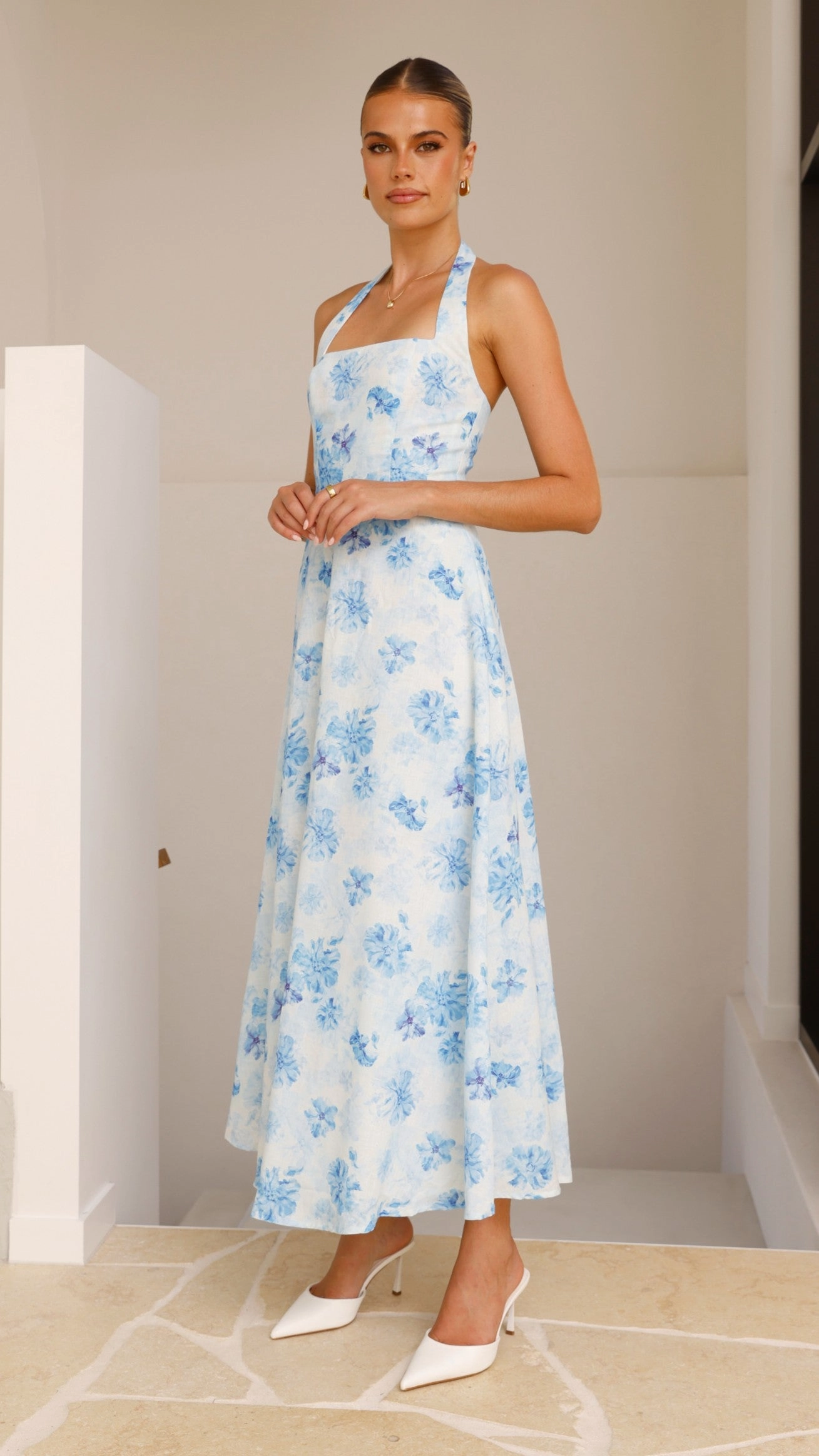 Anti-Static-Finish Natural Style Mady Maxi Dress - Blue Floral