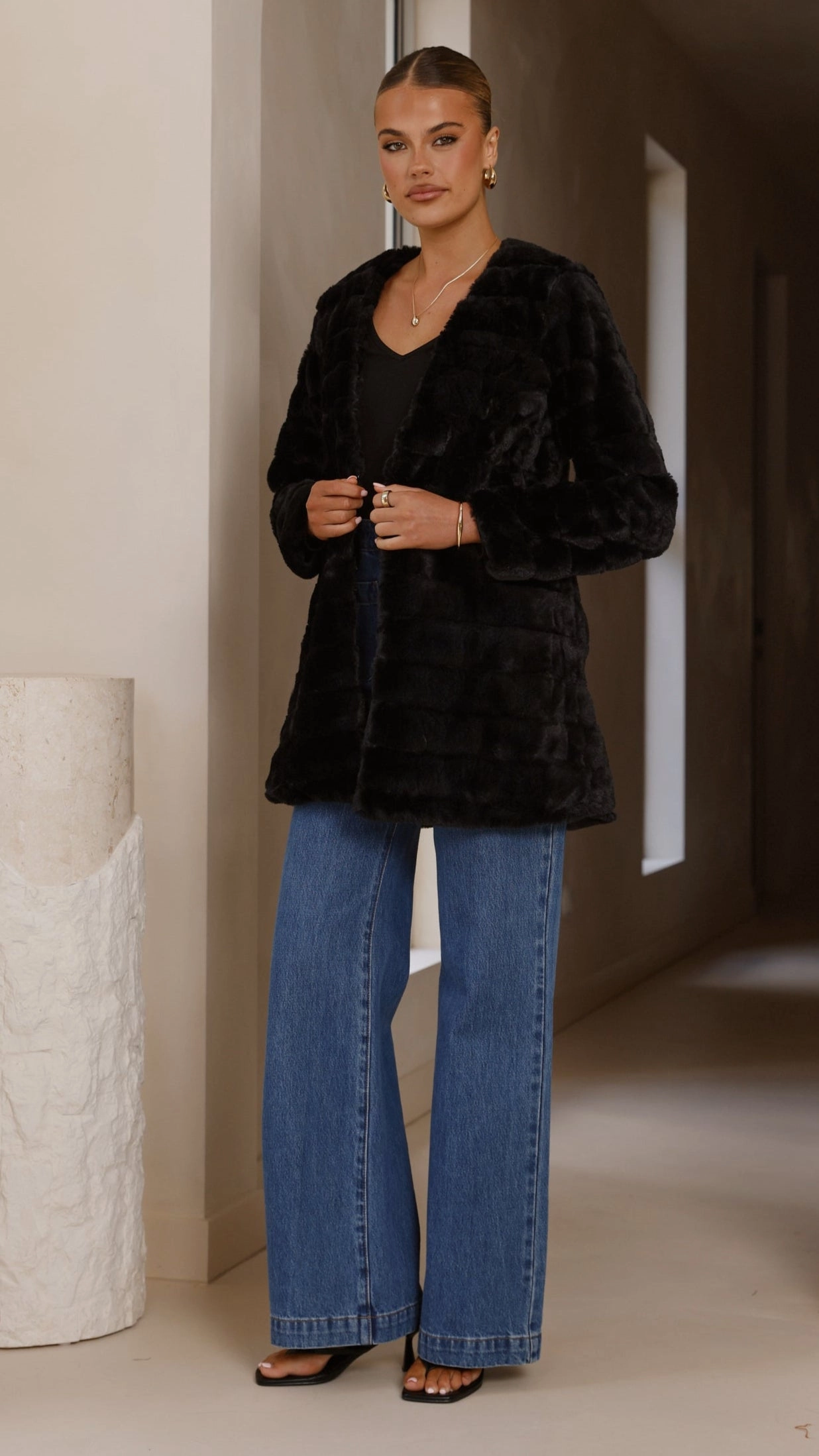 Tully Longline Jacket - Black Soft Touch Lining Primaloft Insulation