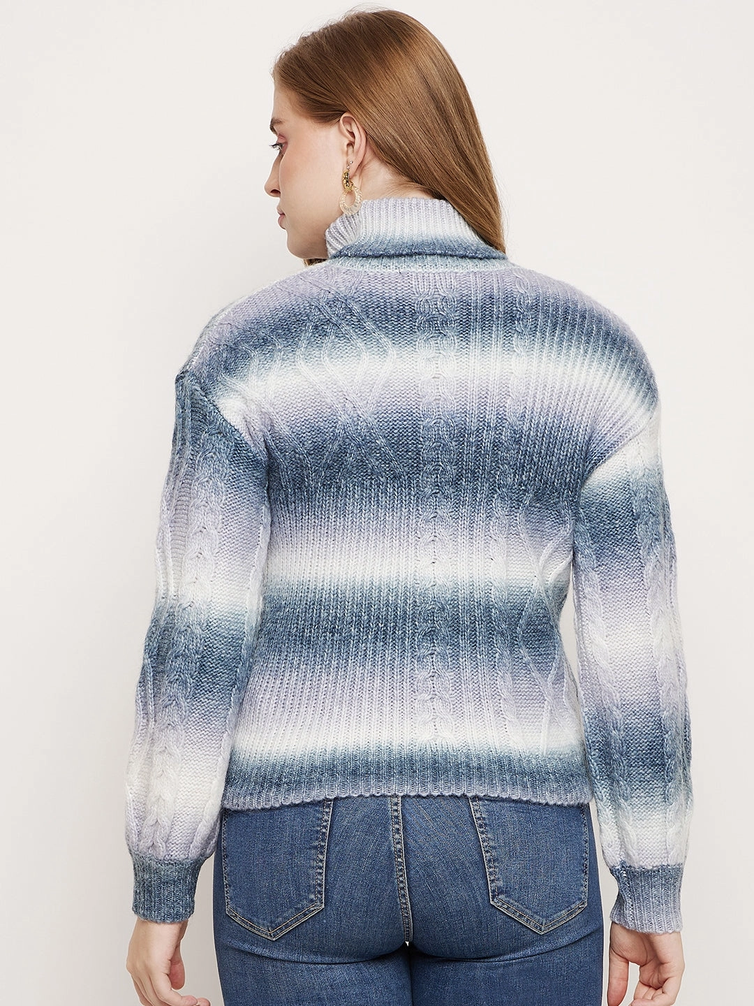 Madame Off-White Jacquared Sweater Cozy Piece