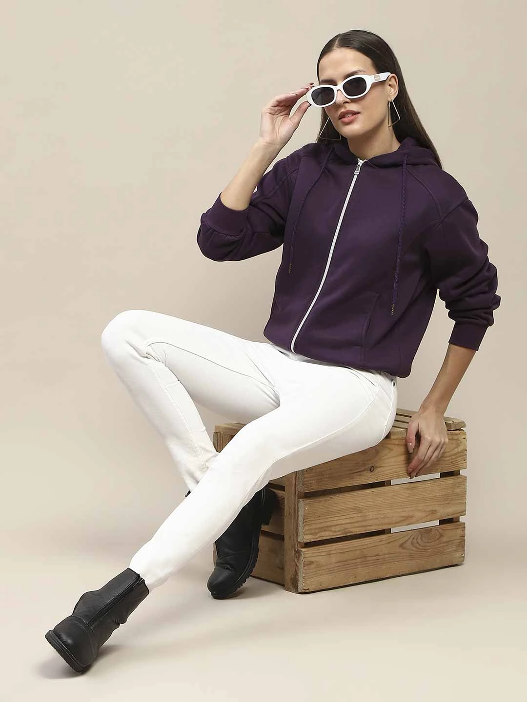 product industry position All Purpose Layer Madame Fleece Cut And Sew Detailed Zipped Purple Hoodie
