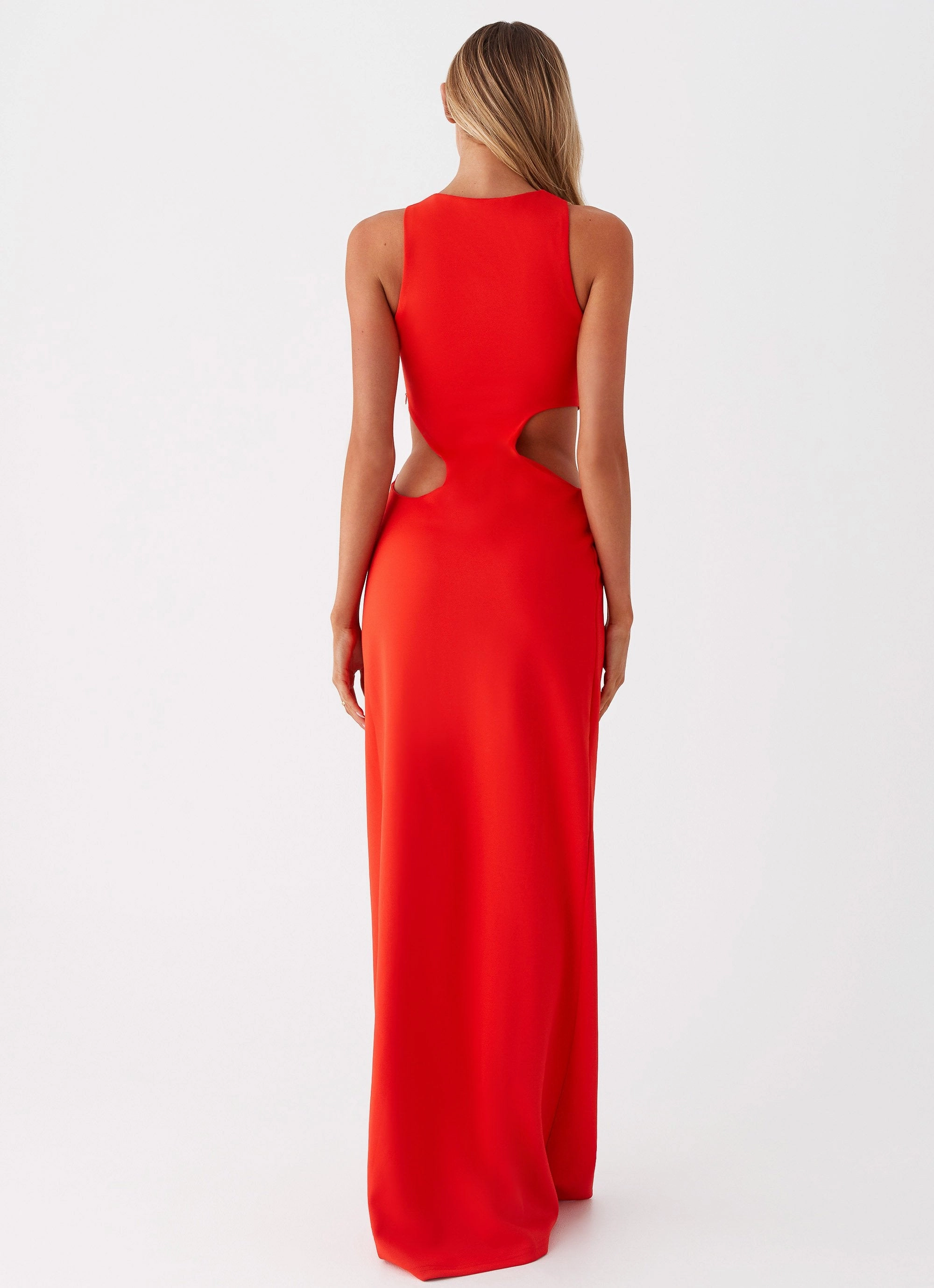 Cinched-Waist Vaeloria Maxi Dress - Red