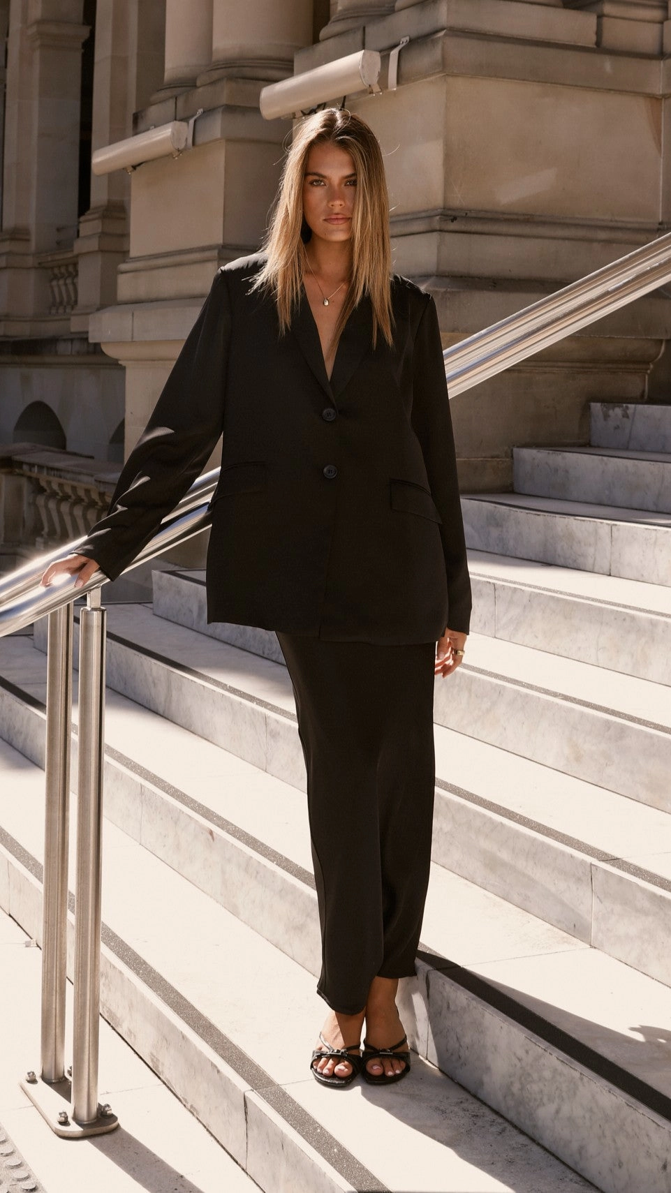 Lightweight Warmth Core Articulated Ergonomic Fit Verity Blazer - Black