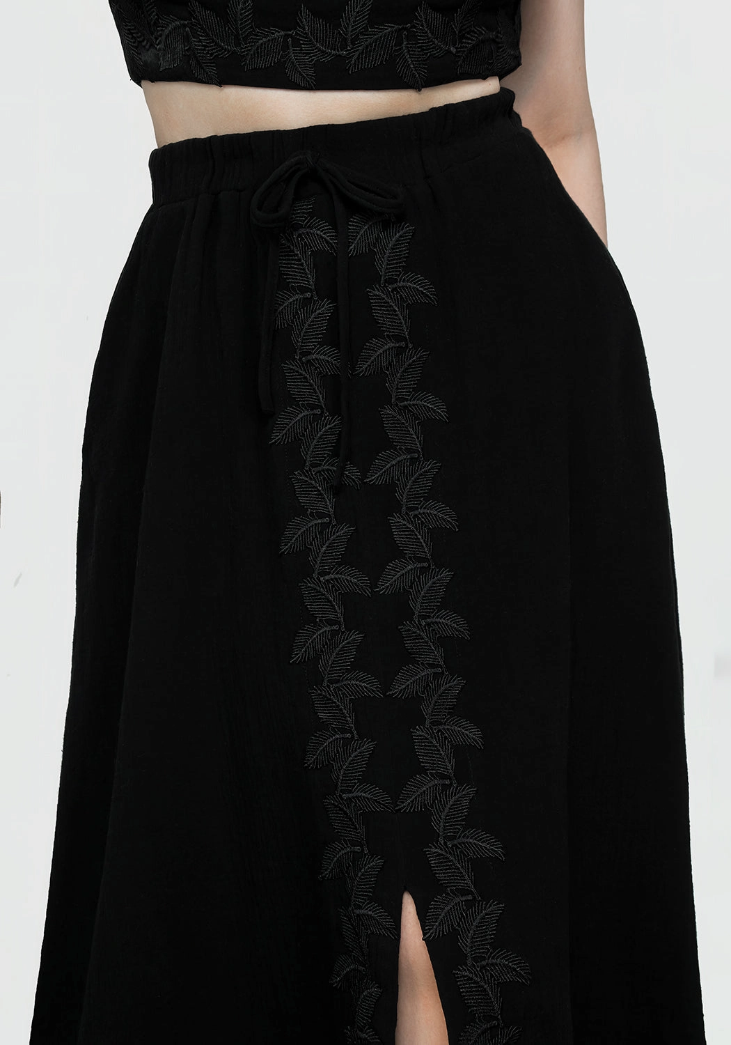 Vine Textured Midi Skirt Celebrity Style ribbed texture