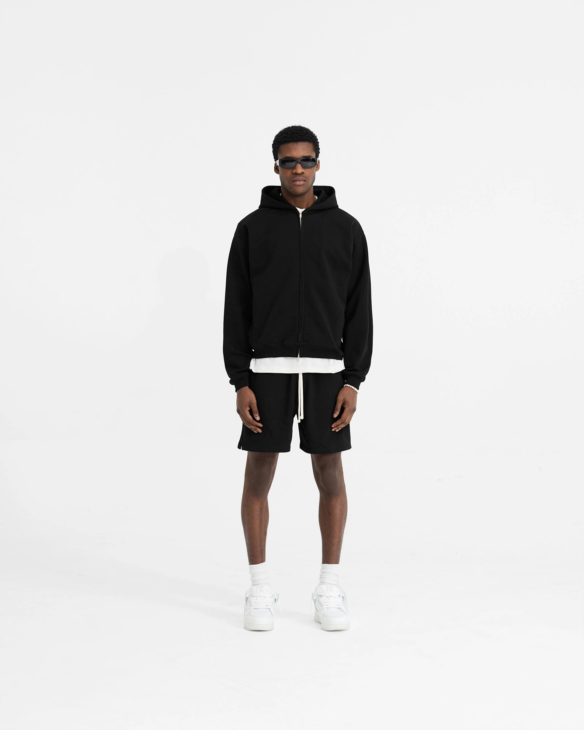 Sporty Fit Design Initial Sweatshorts - Black