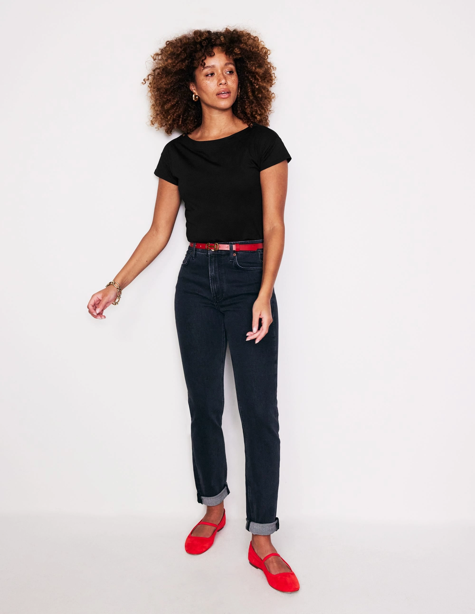 Supersoft Boat Neck T-Shirt-Black Breathable Linen Blend Temperature Control Fabric